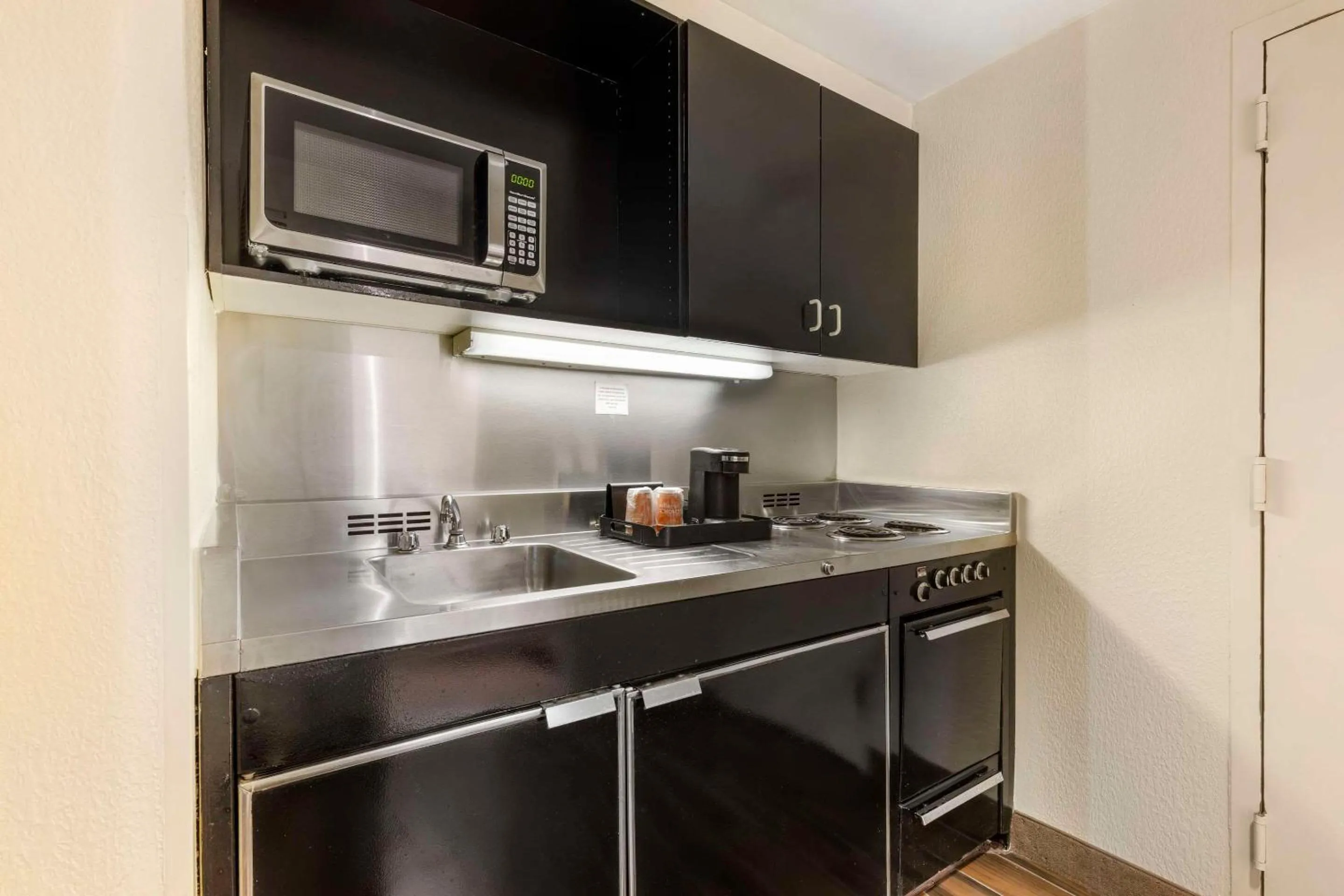 Bedroom in Comfort Inn University Center