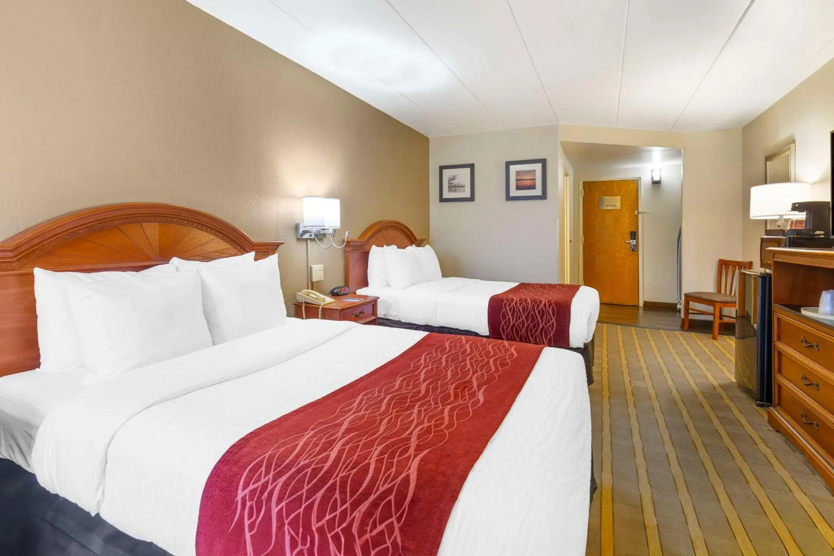 Bedroom, Bed in Comfort Inn University Center Bedroom, Bed in Comfort Inn University Center