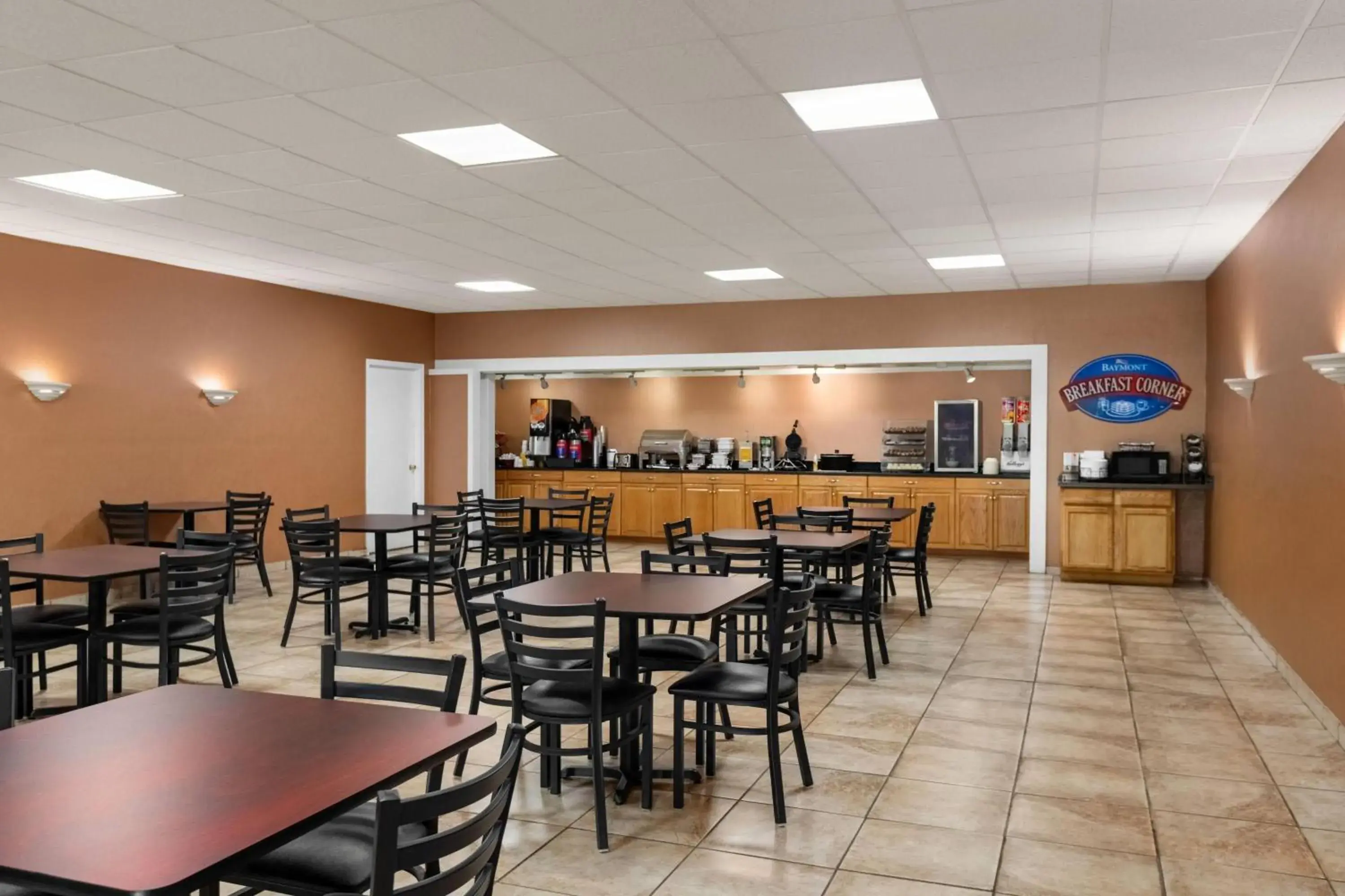 Breakfast in Baymont by Wyndham Salem Roanoke Area Breakfast in Baymont by Wyndham Salem Roanoke Area