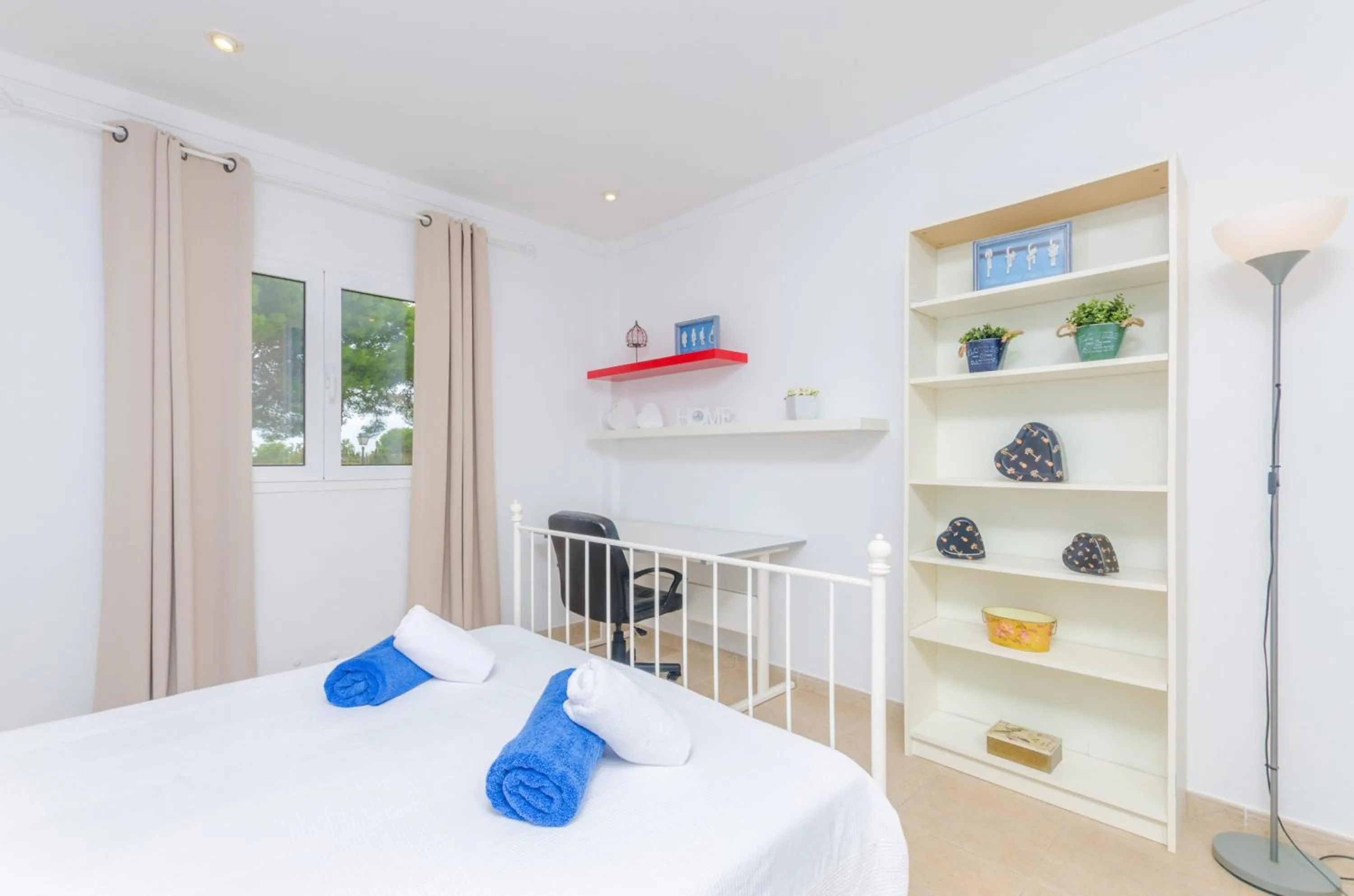 Other, Bed in Sa Caleta
