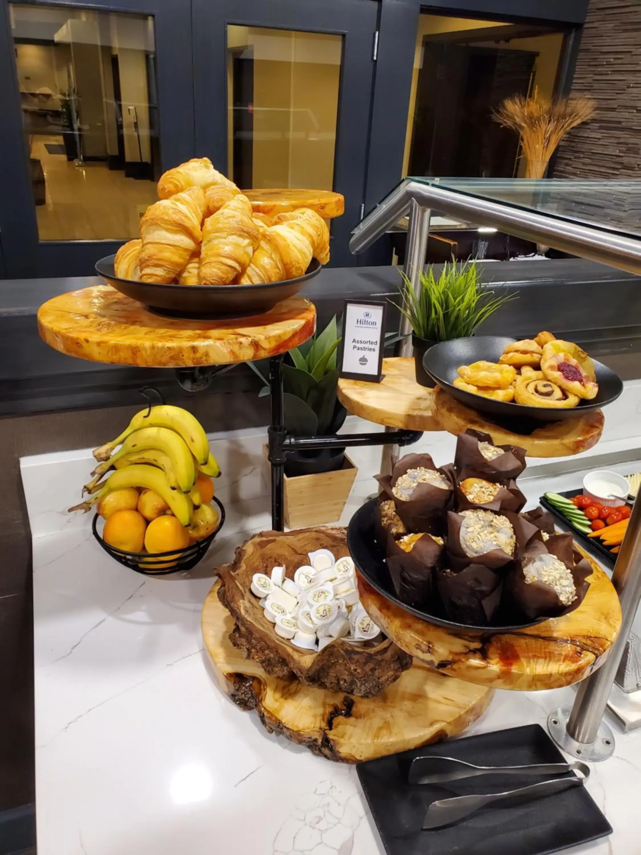 Breakfast in Hilton Winnipeg Airport Suites Breakfast in Hilton Winnipeg Airport Suites