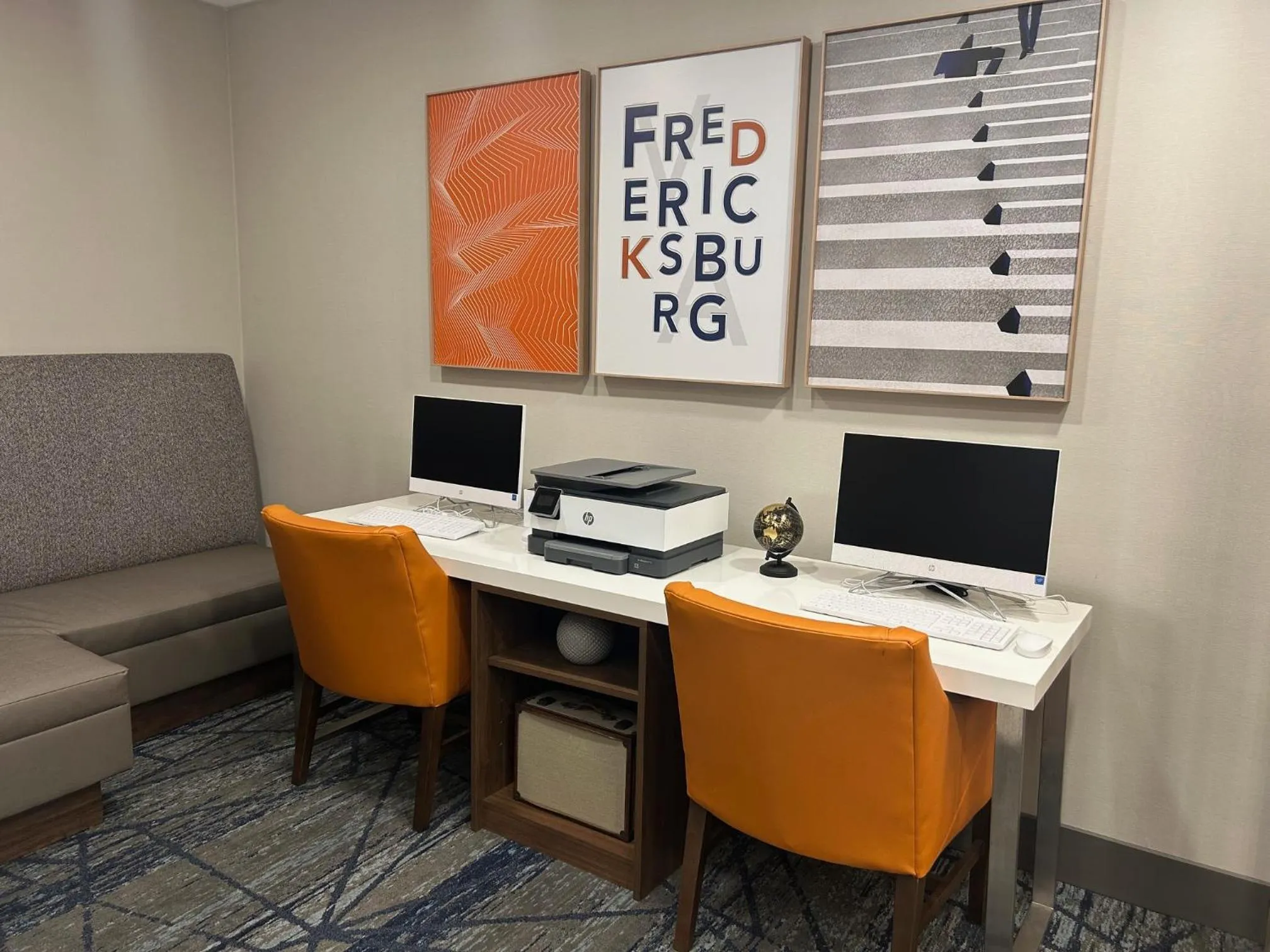 Holiday Inn Express Fredericksburg - Southpoint by IHG