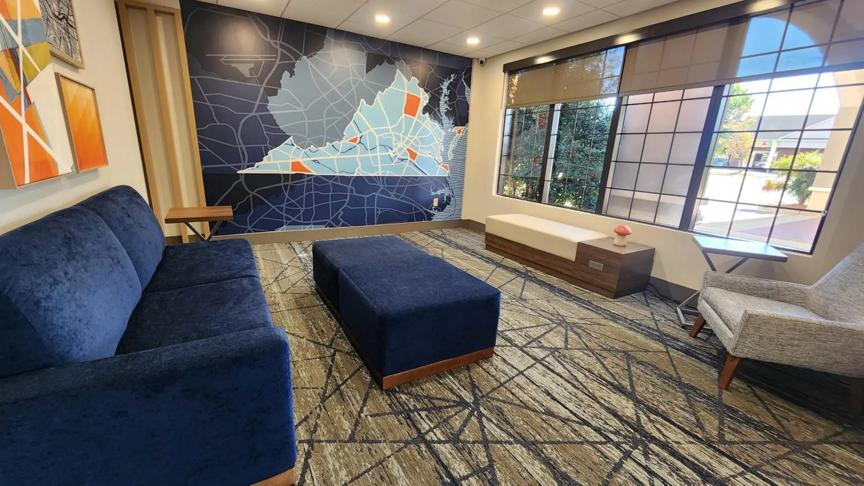 Property building in Holiday Inn Express Fredericksburg - Southpoint by IHG Property building in Holiday Inn Express Fredericksburg - Southpoint by IHG