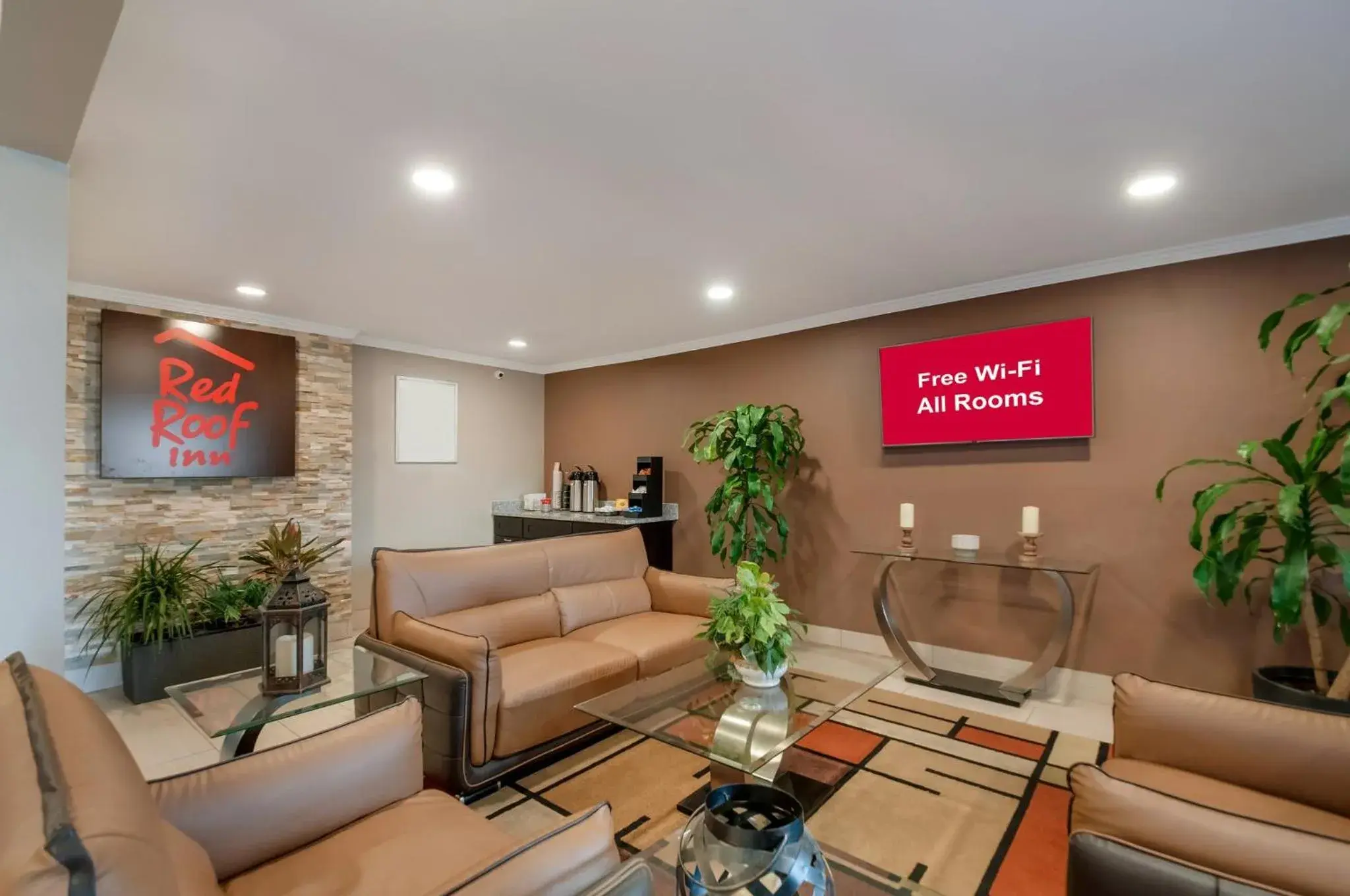 Lobby or reception in Red Roof Inn Dahlgren - Naval Base Lobby or reception in Red Roof Inn Dahlgren - Naval Base