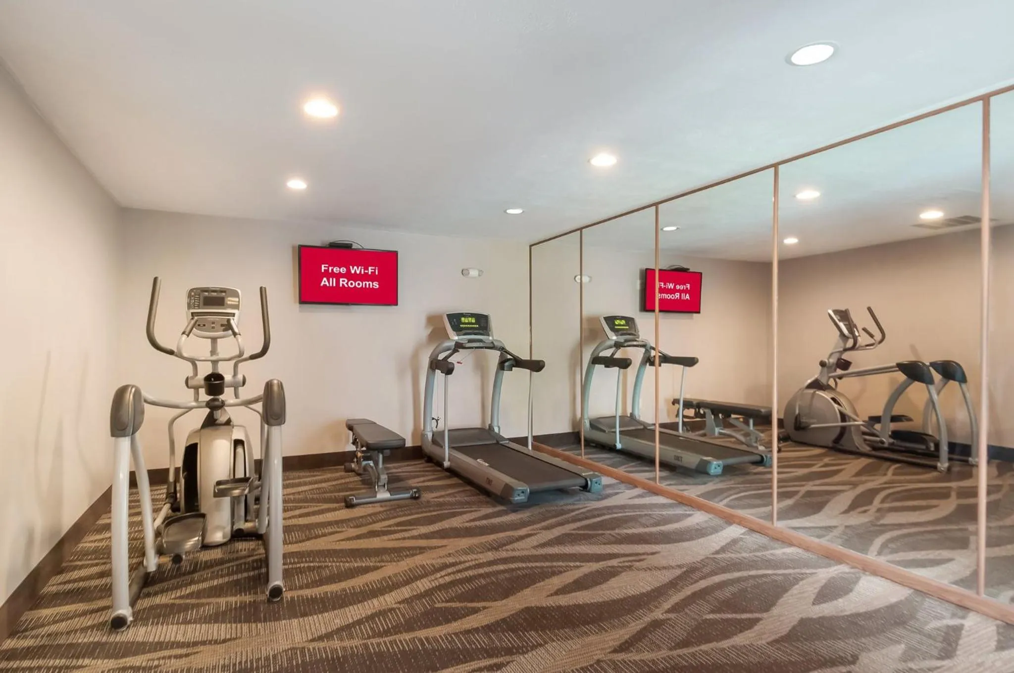 Fitness centre/facilities in Red Roof Inn Dahlgren - Naval Base