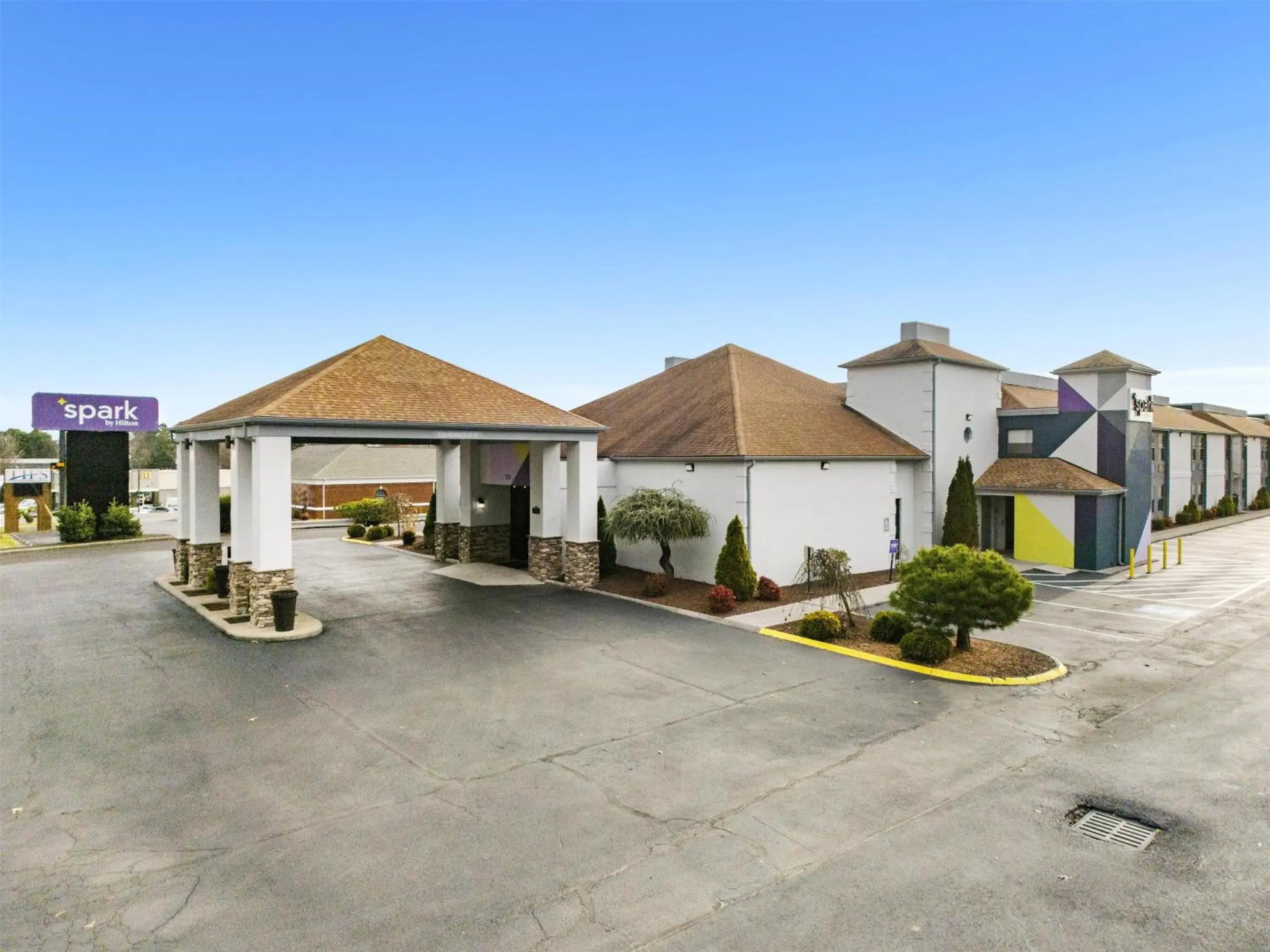 Property building in Spark by Hilton Abingdon I-81 near Fairgrounds Property building in Spark by Hilton Abingdon I-81 near Fairgrounds