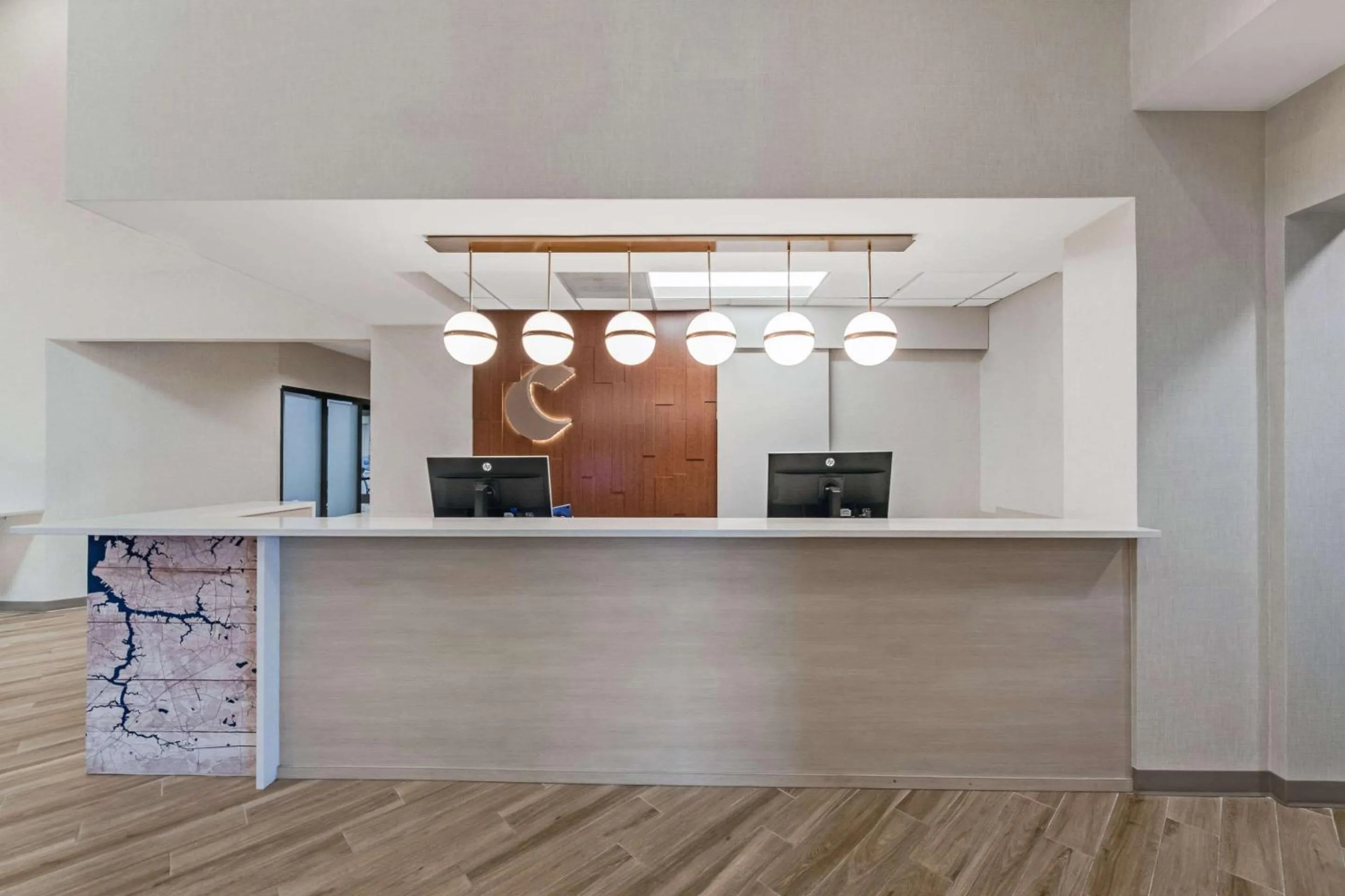 Lobby or reception in Comfort Suites Chesapeake - Norfolk