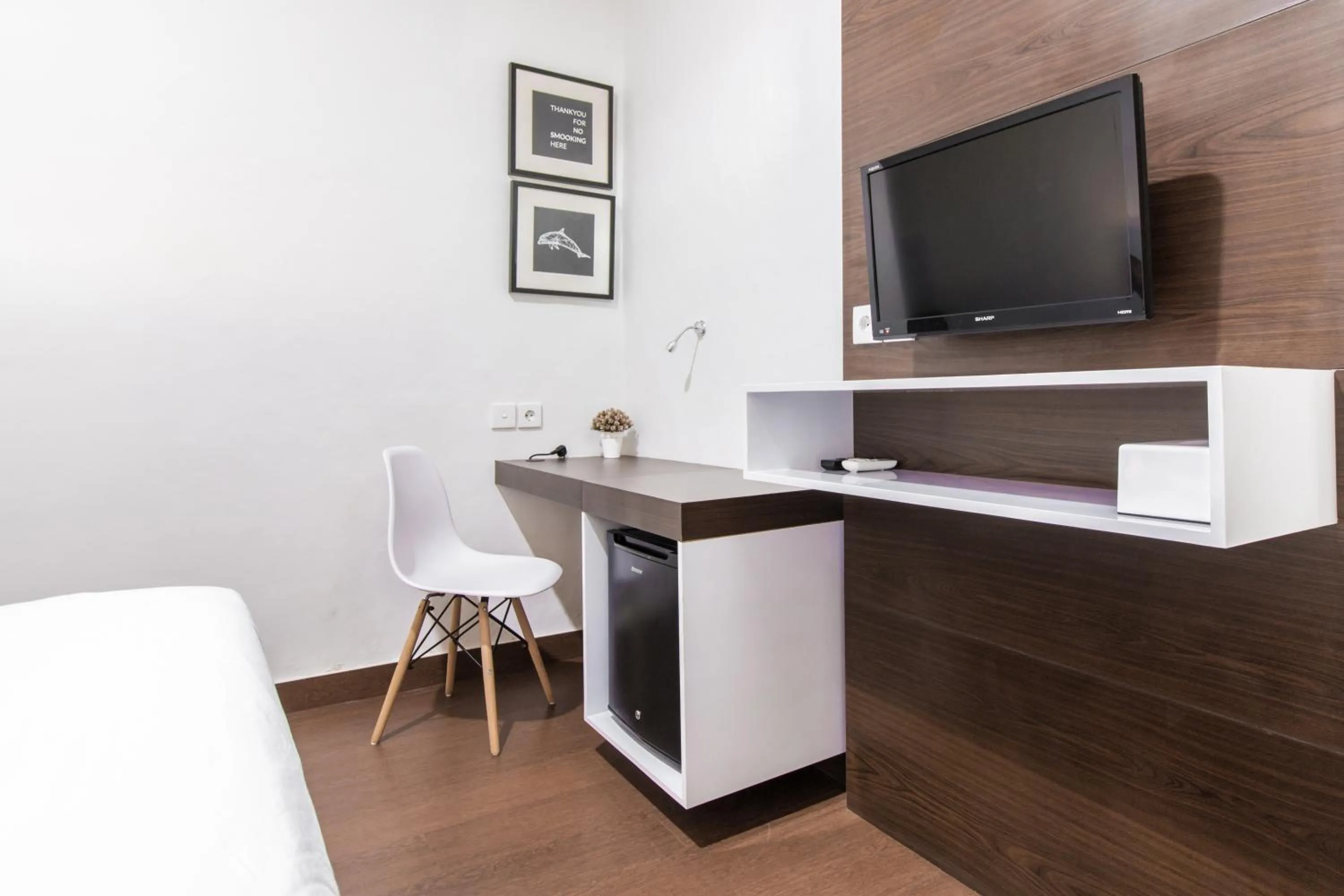 TV and multimedia in Kak Garden Inn