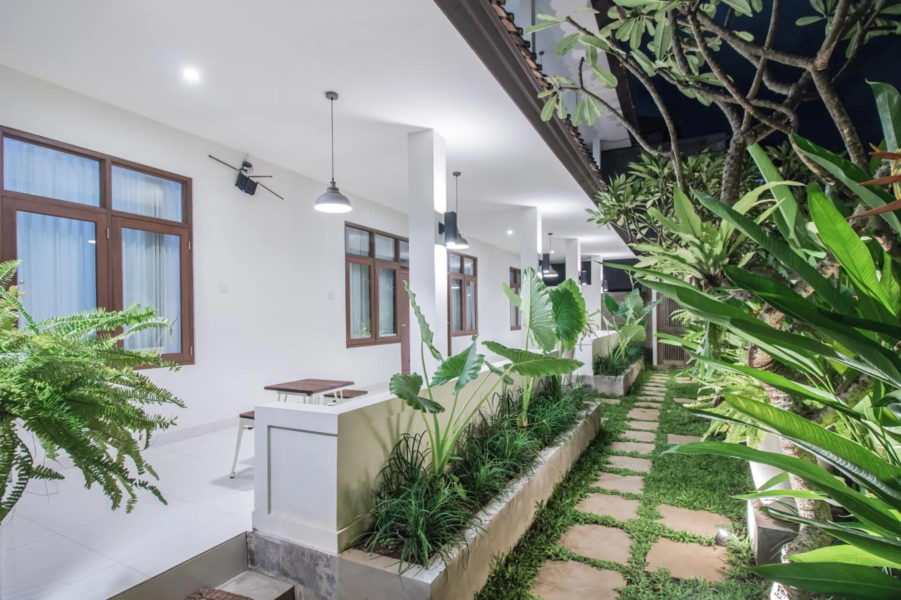 Night in Kak Garden Inn