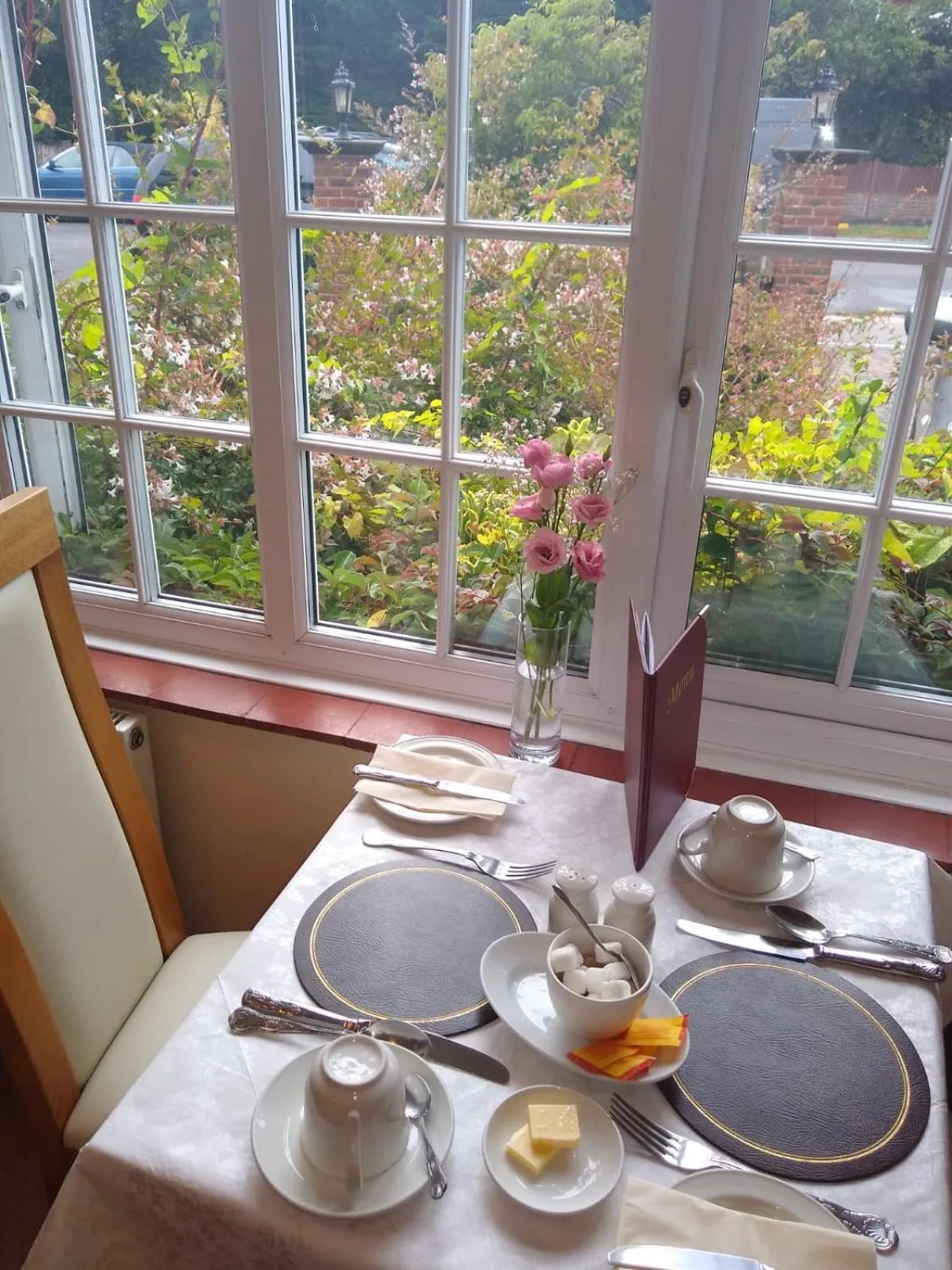 Food and drinks in The Aldwick