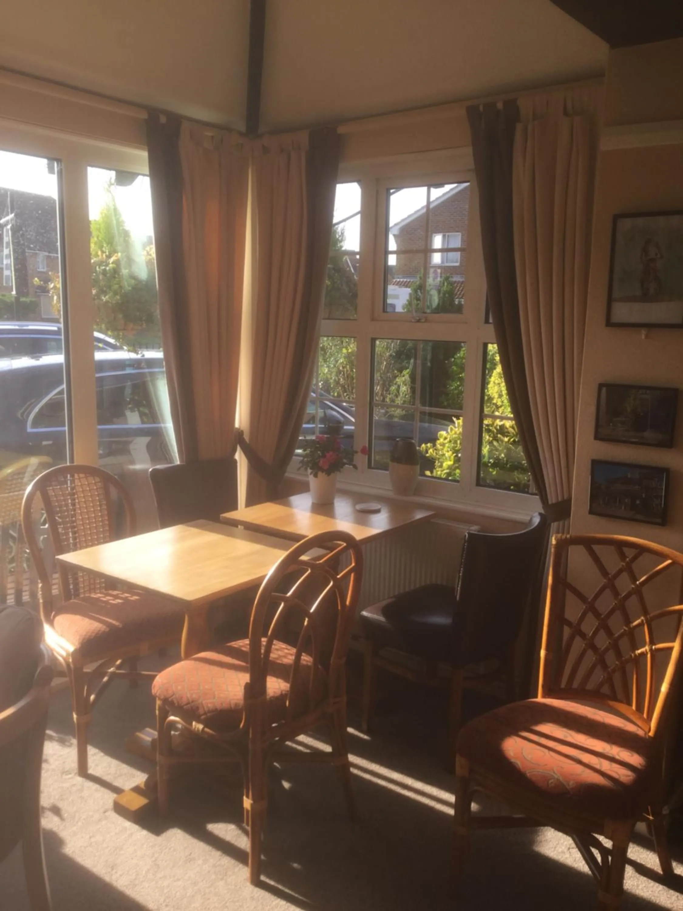 Lounge or bar in The Aldwick