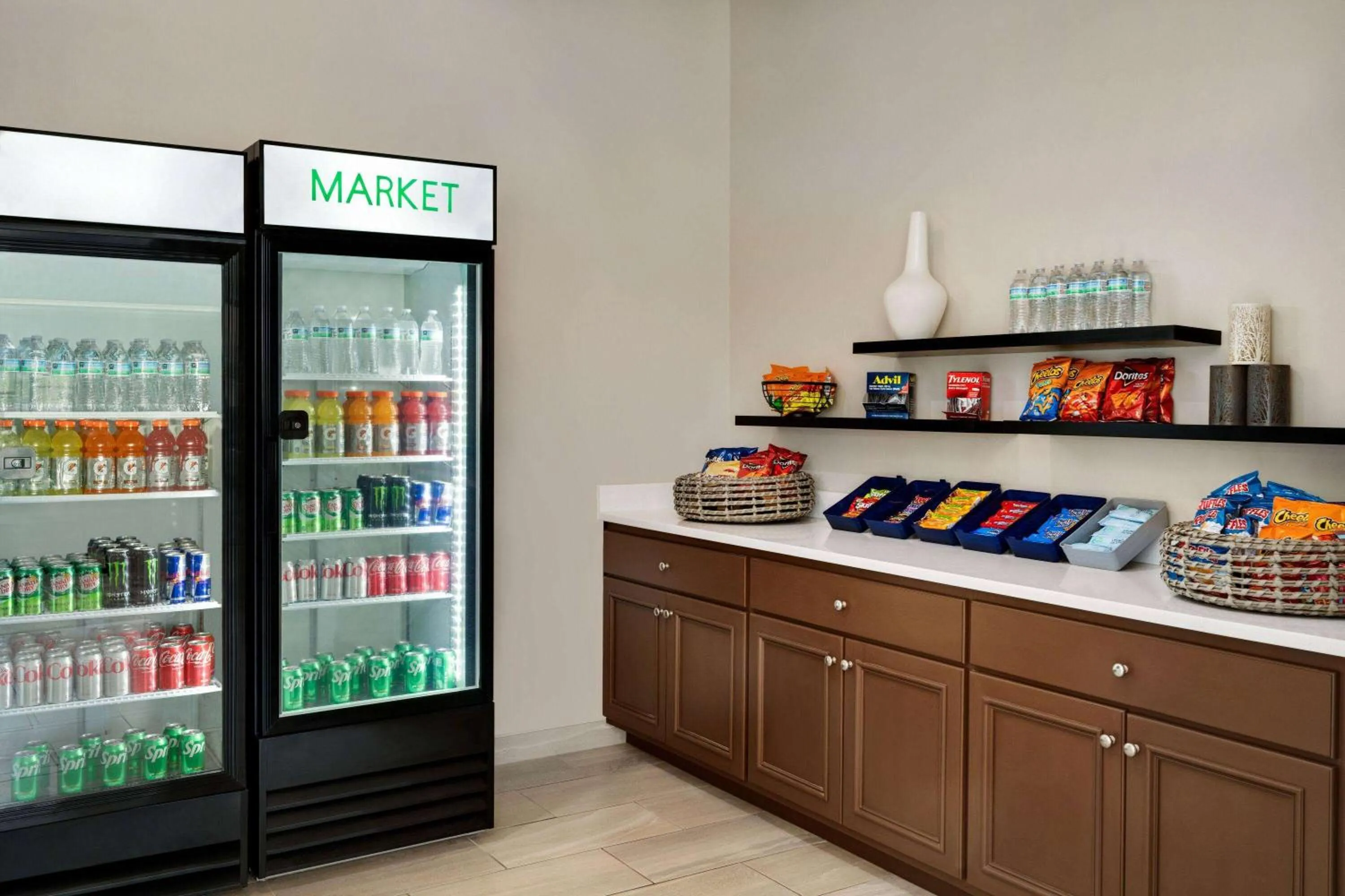 Food and drinks in Wingate by Wyndham Williamsburg