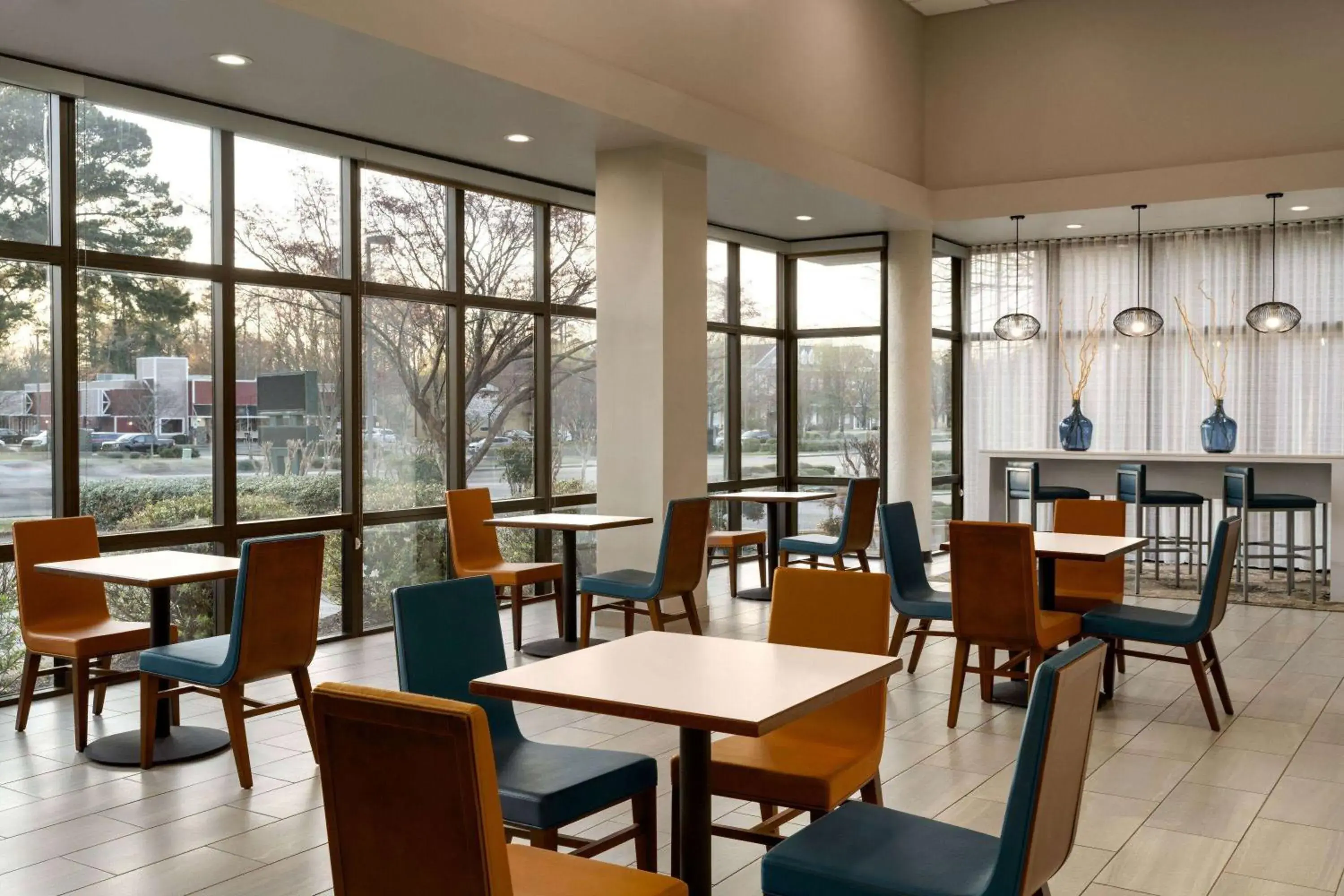 Lobby or reception in Wingate by Wyndham Williamsburg Lobby or reception in Wingate by Wyndham Williamsburg