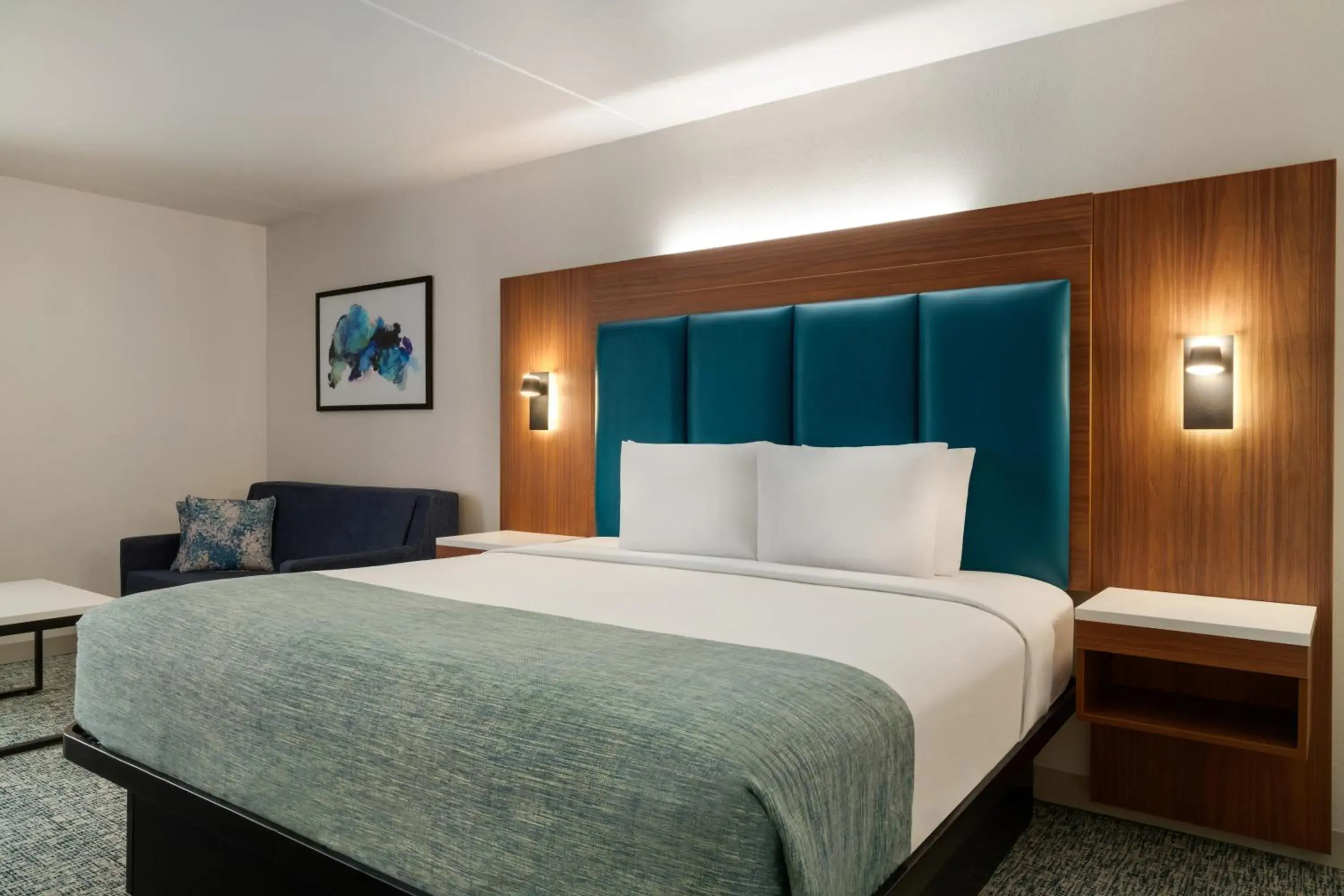 Bed in Wingate by Wyndham Williamsburg Bed in Wingate by Wyndham Williamsburg