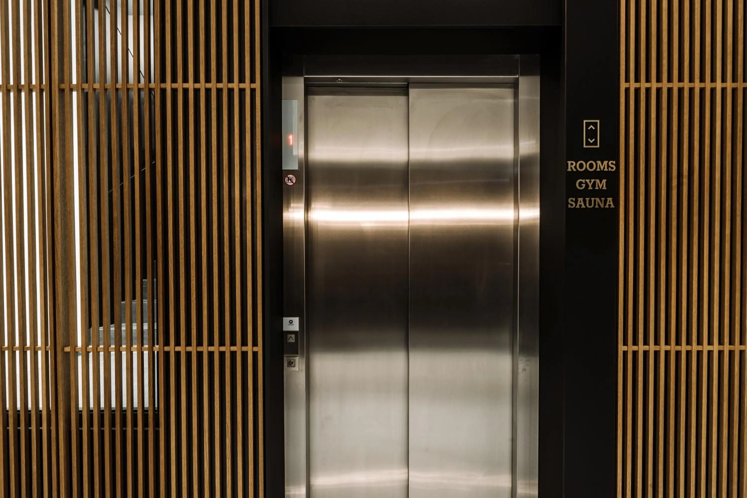 elevator in Hotel A plus
