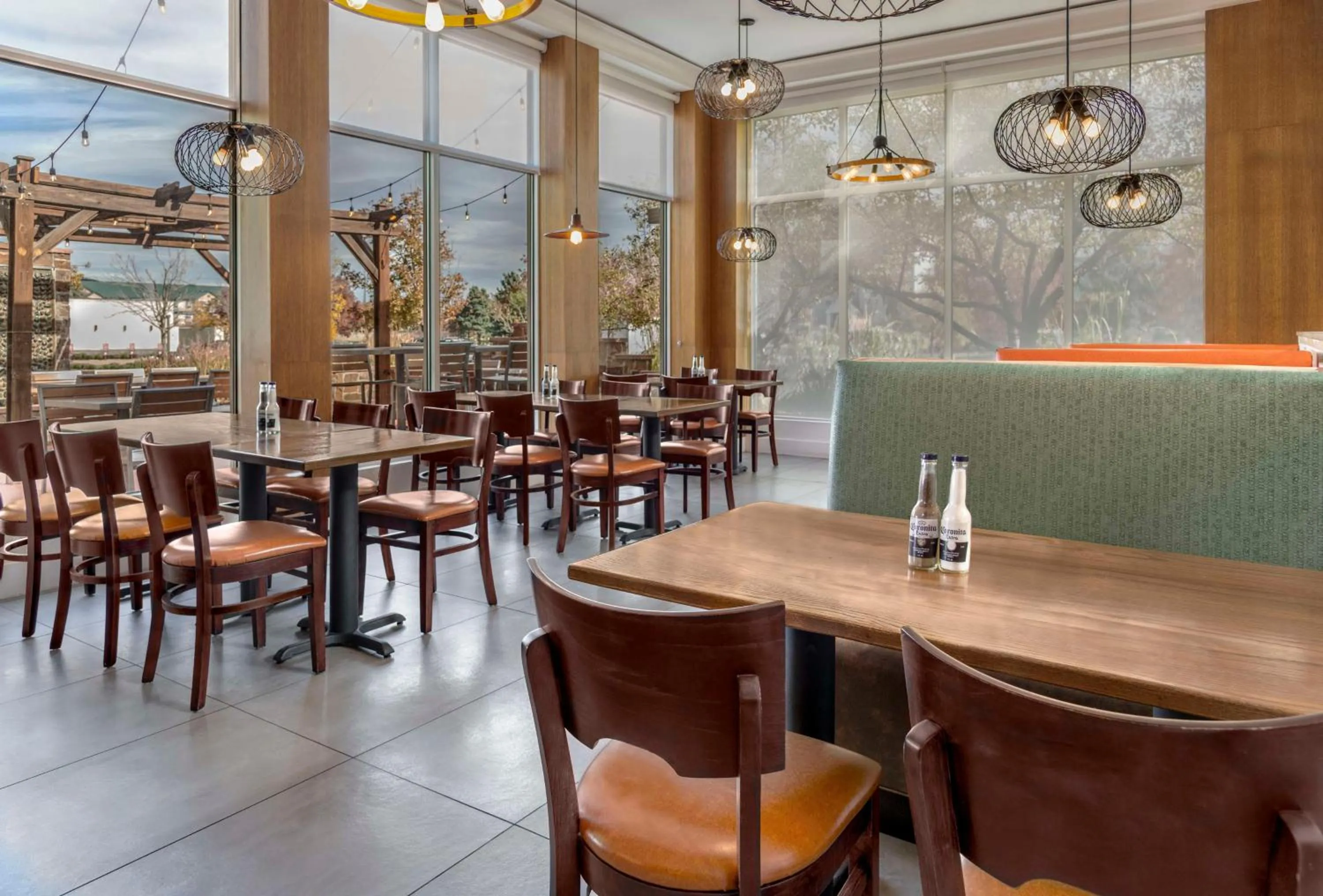 Restaurant/places to eat in Hilton Garden Inn Denver Airport