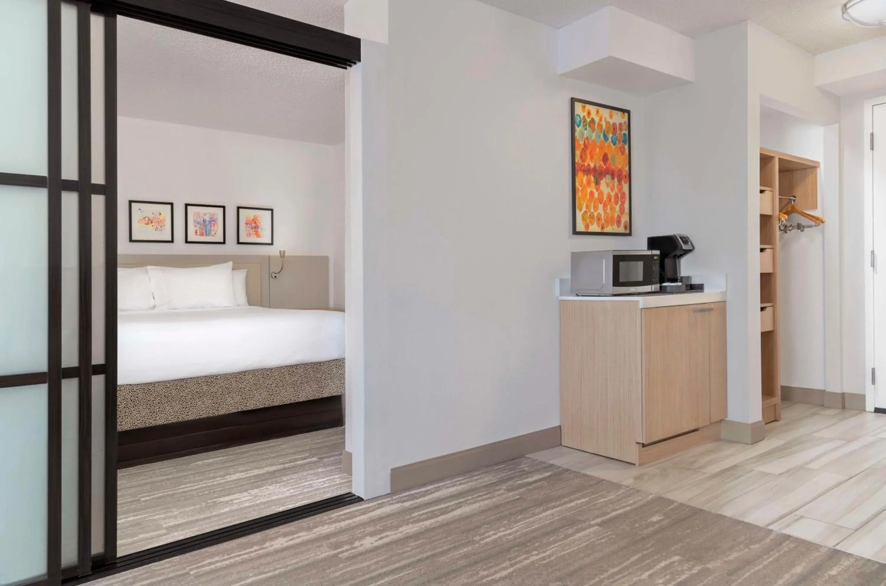 Photo of the whole room, Bed in Hilton Garden Inn Denver Airport Photo of the whole room, Bed in Hilton Garden Inn Denver Airport