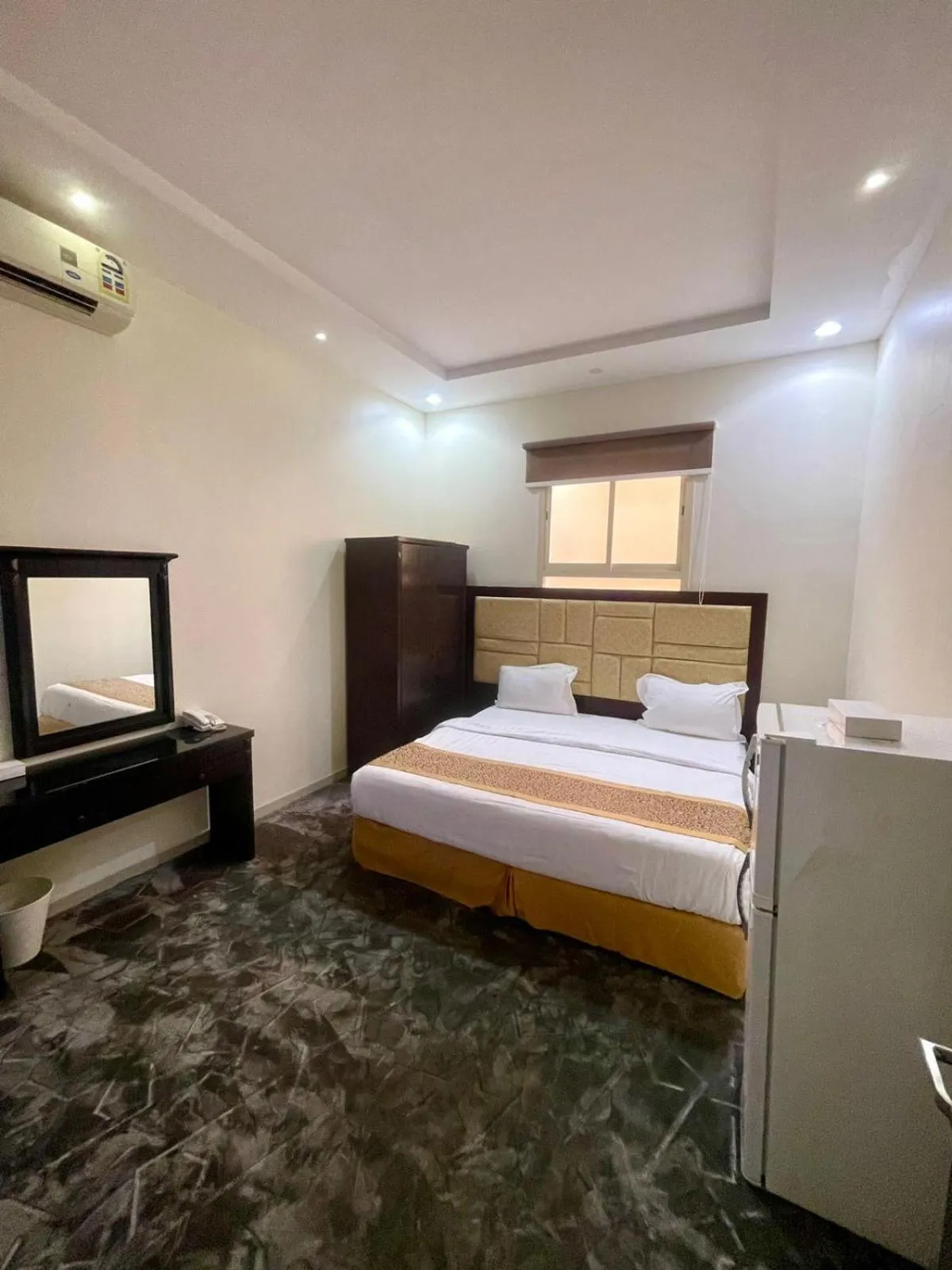 Bed in Silent Room 2 By Quiet Rooms