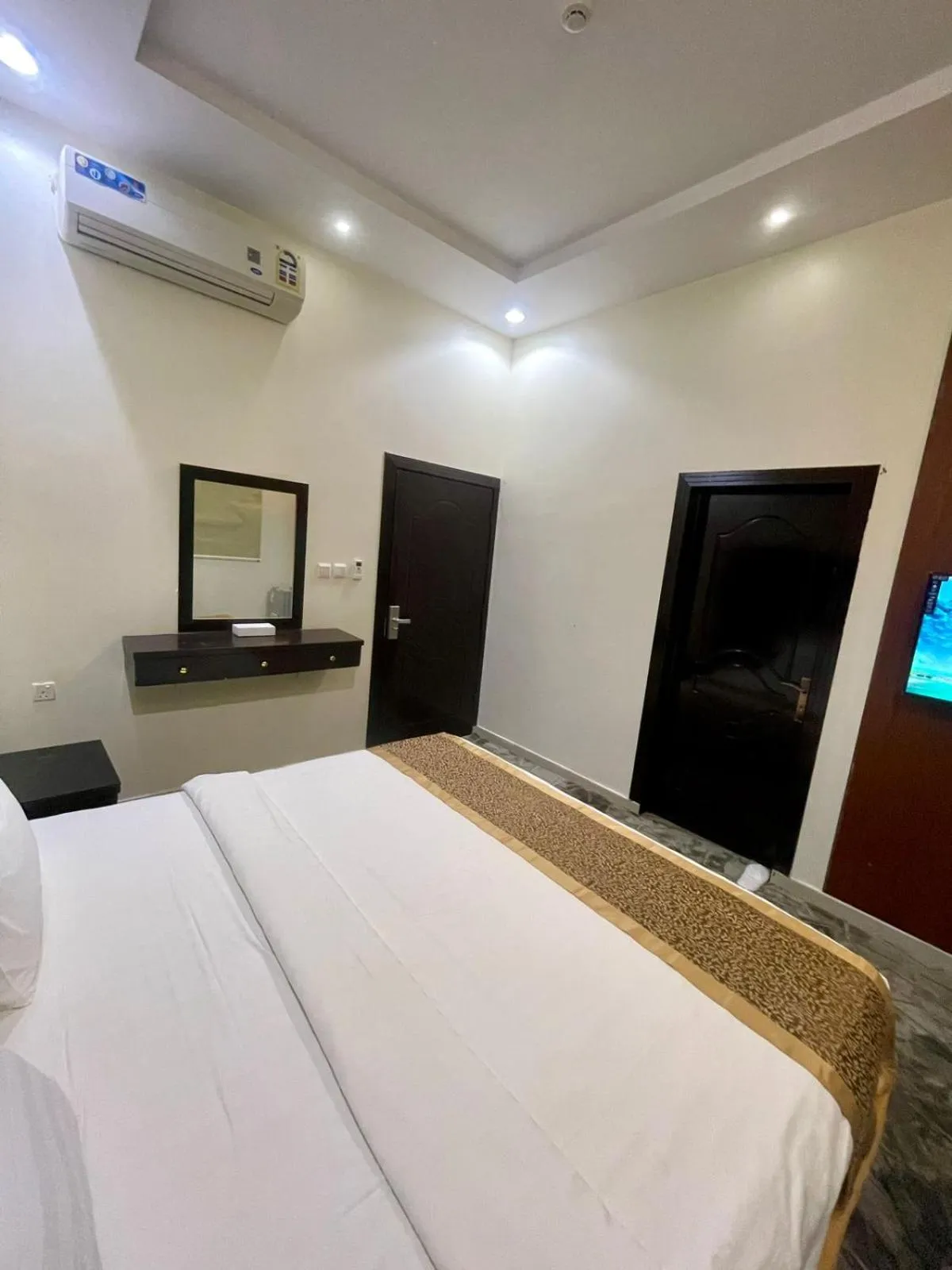 Bed in Silent Room 2 By Quiet Rooms