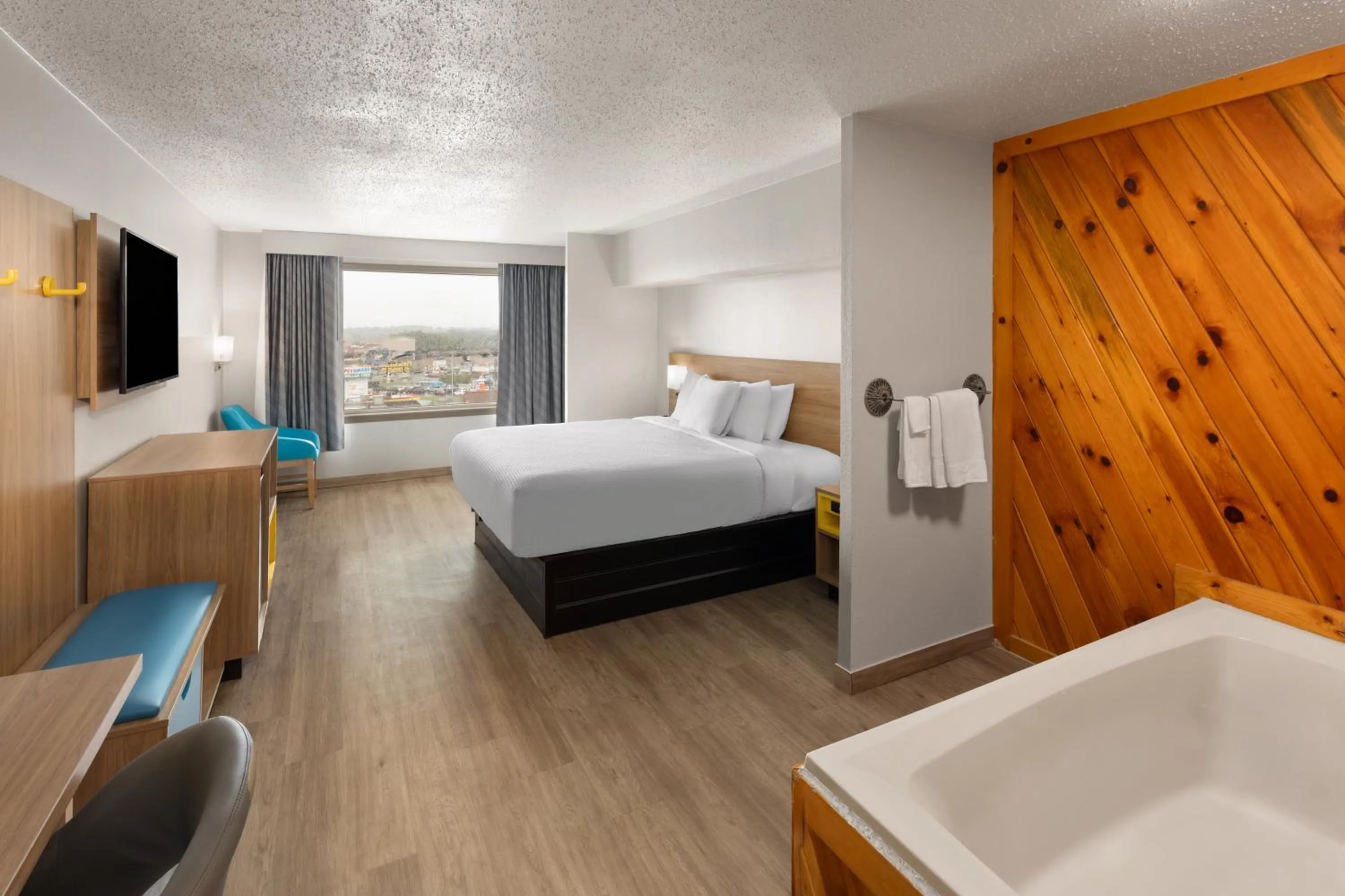 Bed in Days Inn by Wyndham Harrisonburg