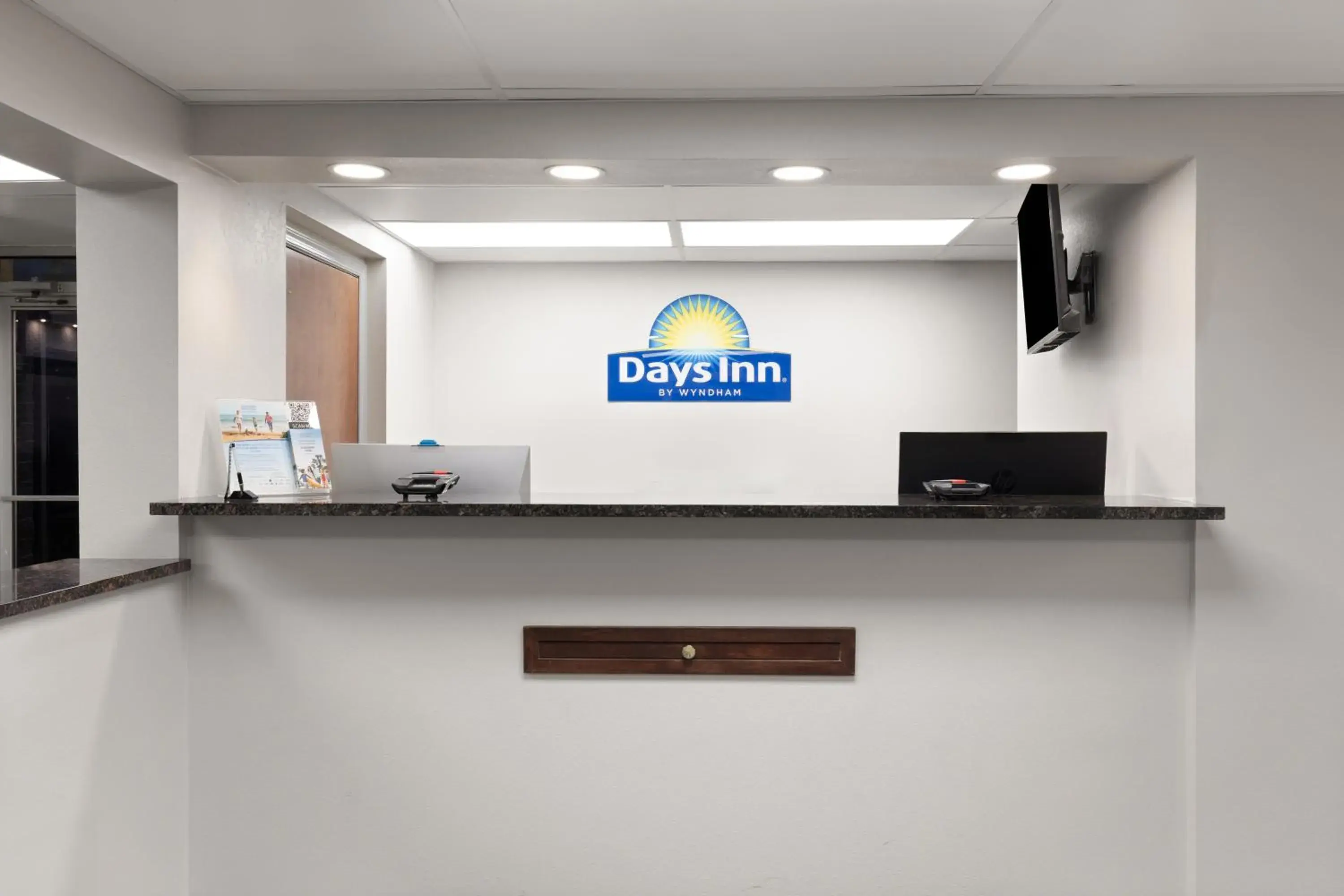 Lobby or reception in Days Inn by Wyndham Harrisonburg Lobby or reception in Days Inn by Wyndham Harrisonburg