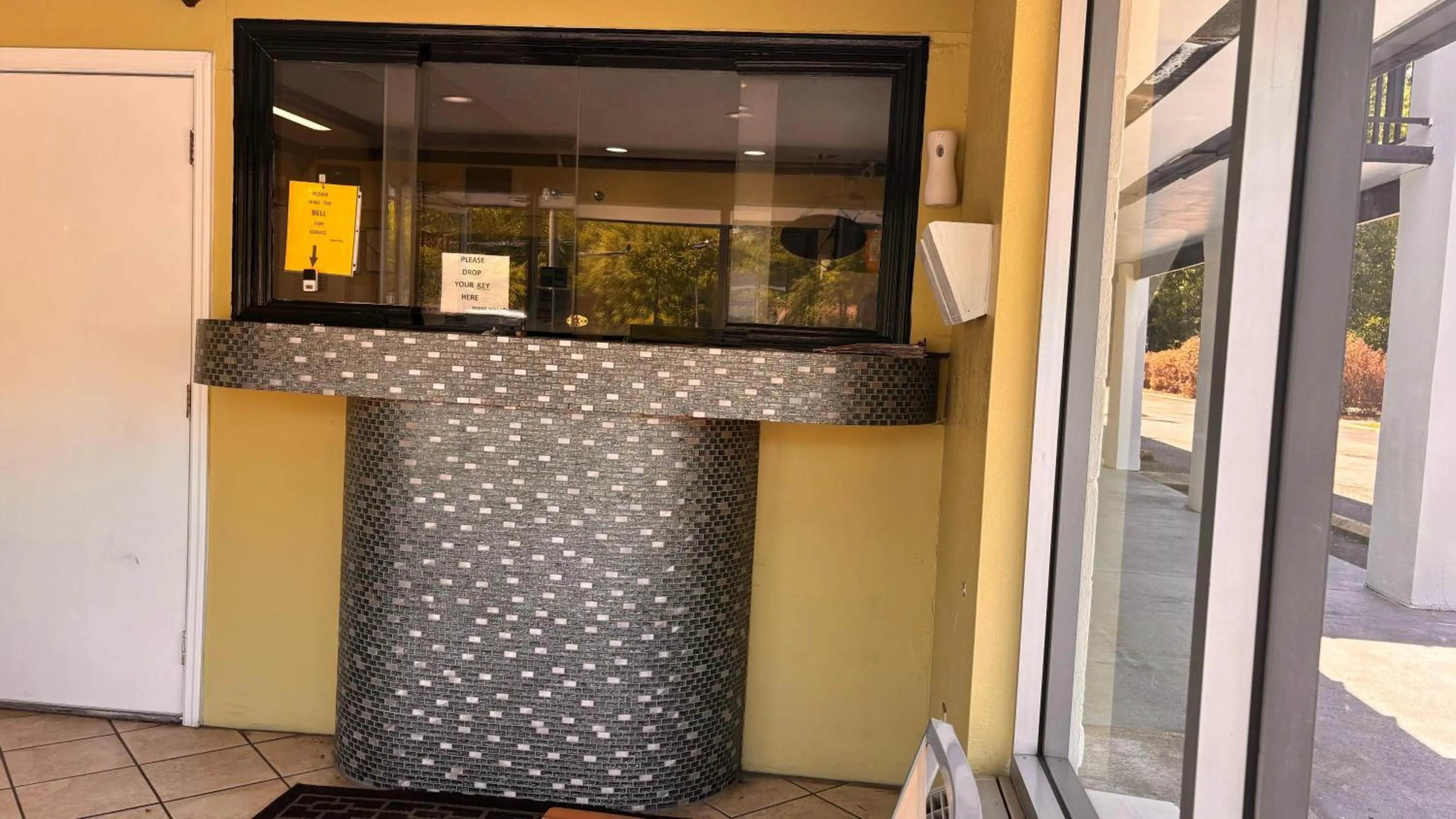 Lobby or reception in Sunrise Inn By OYO Newport News US-60