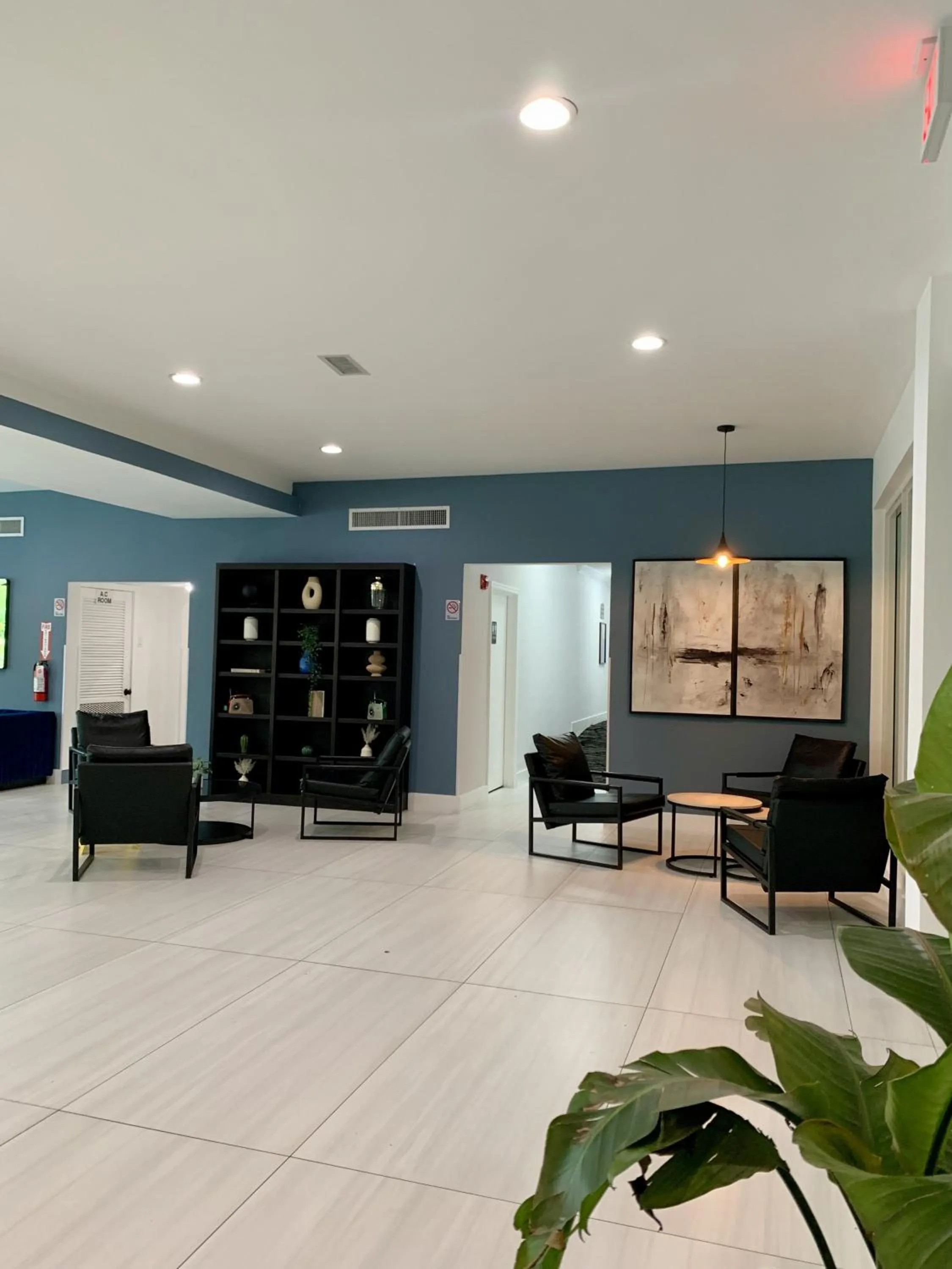 Lobby or reception in Atrium Hotel, Trademark Collection by Wyndham