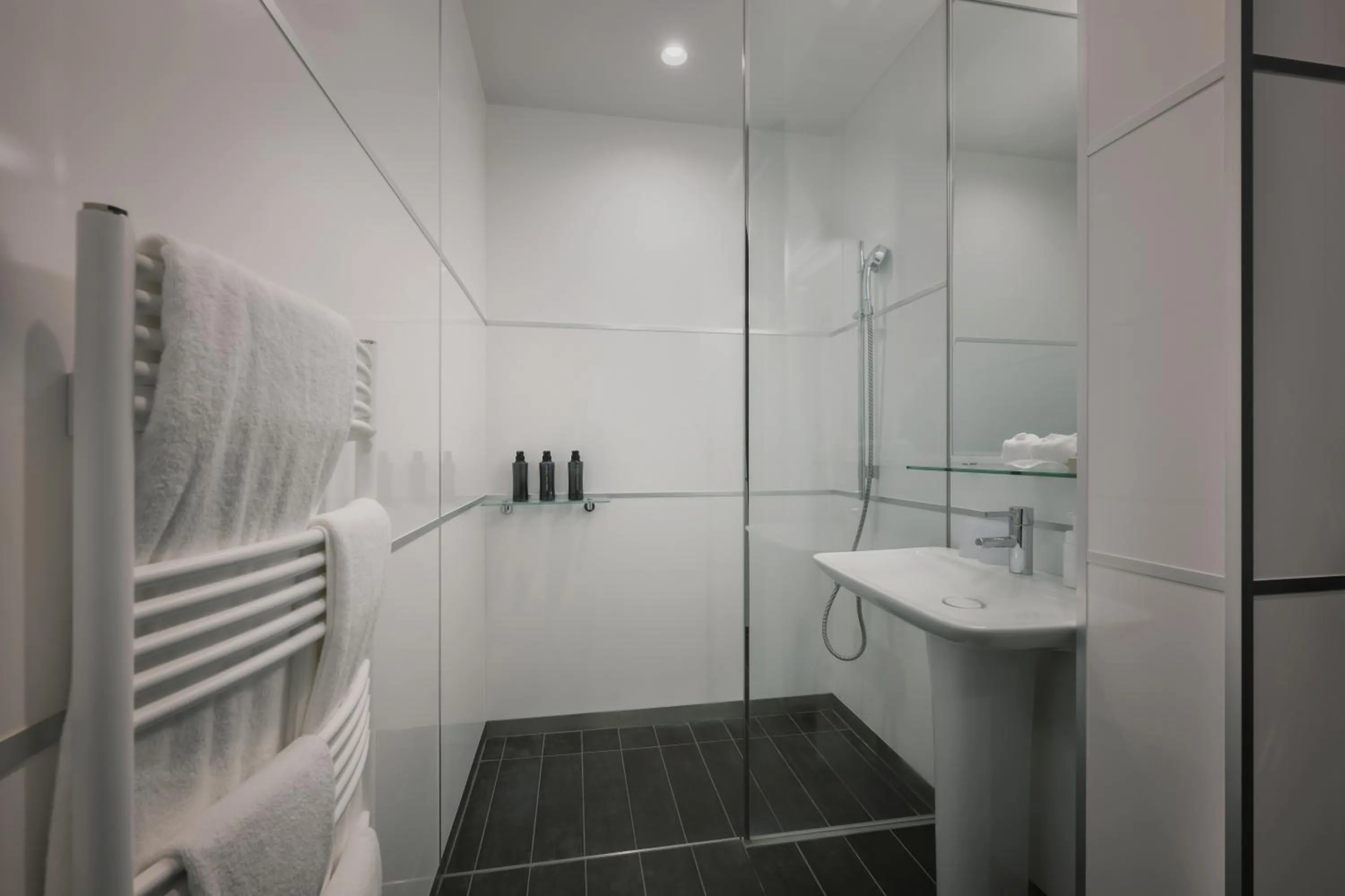 Hinode Hills Niseko Village