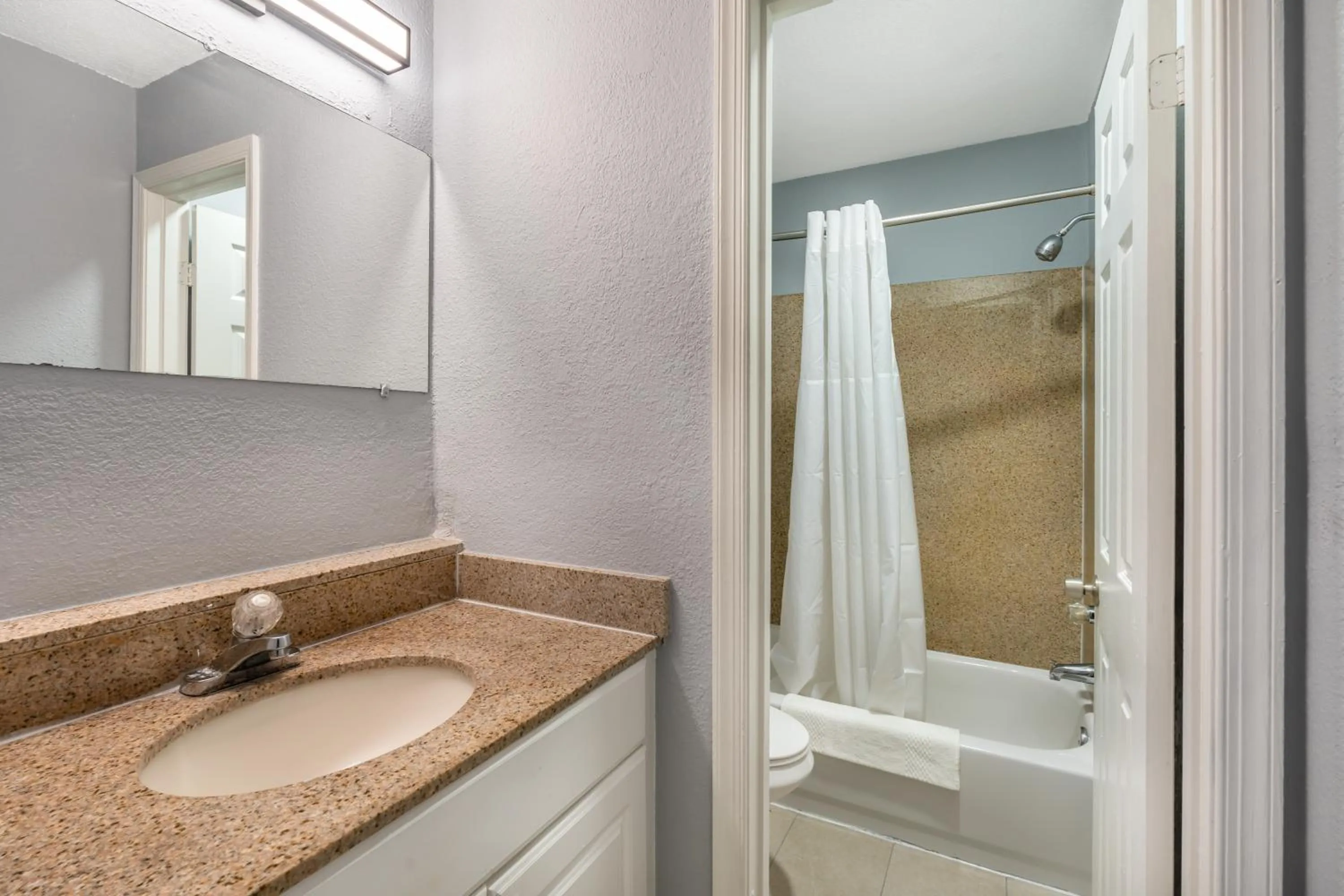 Bathroom in Econo Lodge Inn & Suites Virginia Beach - Norfolk