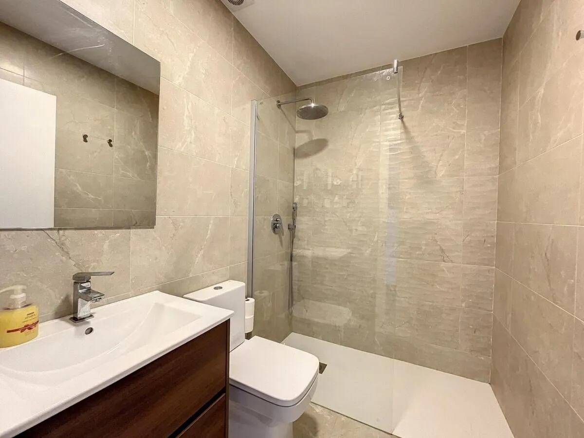 Bathroom in Roca Fornells, Planta baja con maravilloso patio F96