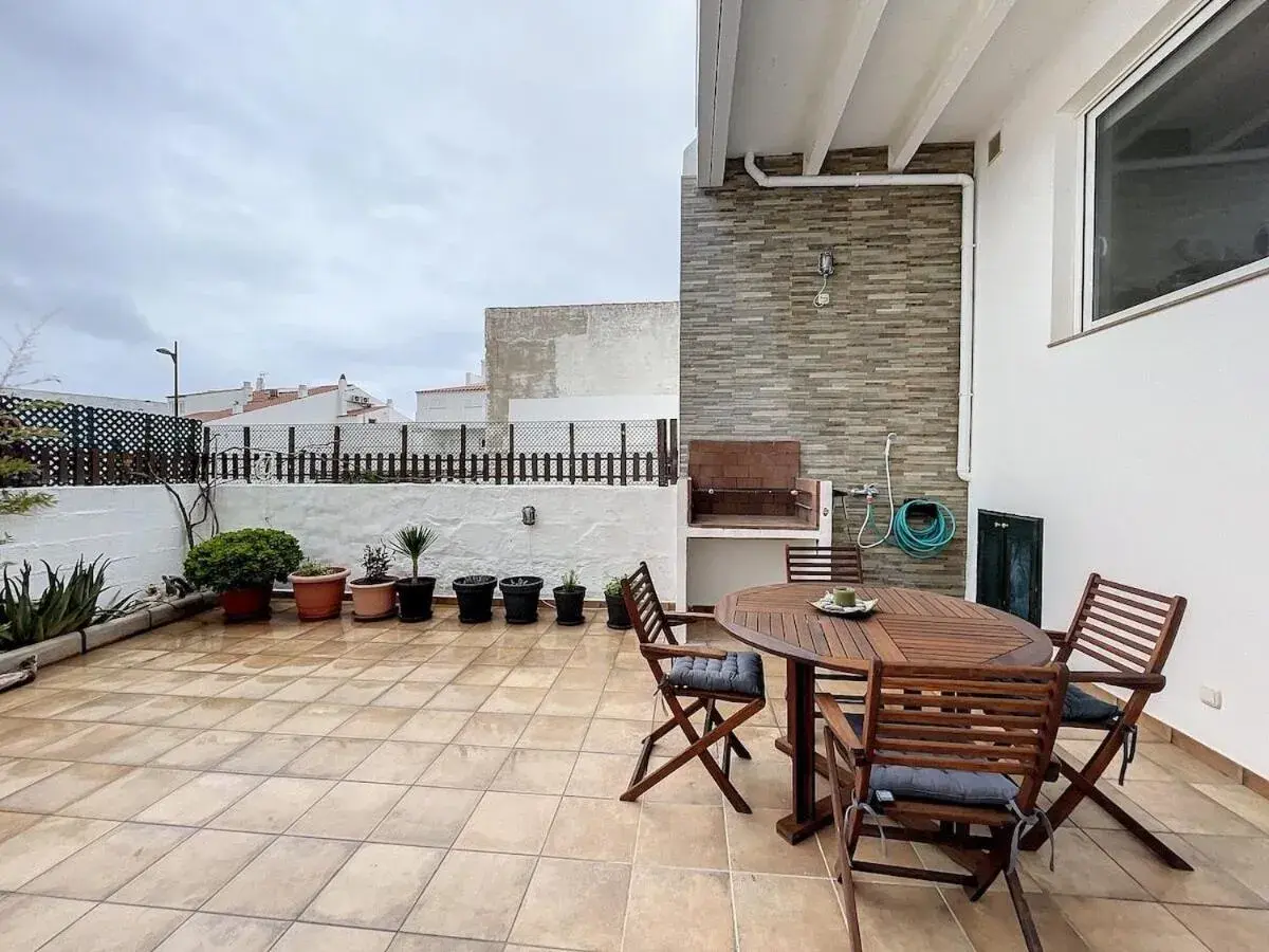 Roca Fornells, Planta baja con maravilloso patio F96 Roca Fornells, Planta baja con maravilloso patio F96