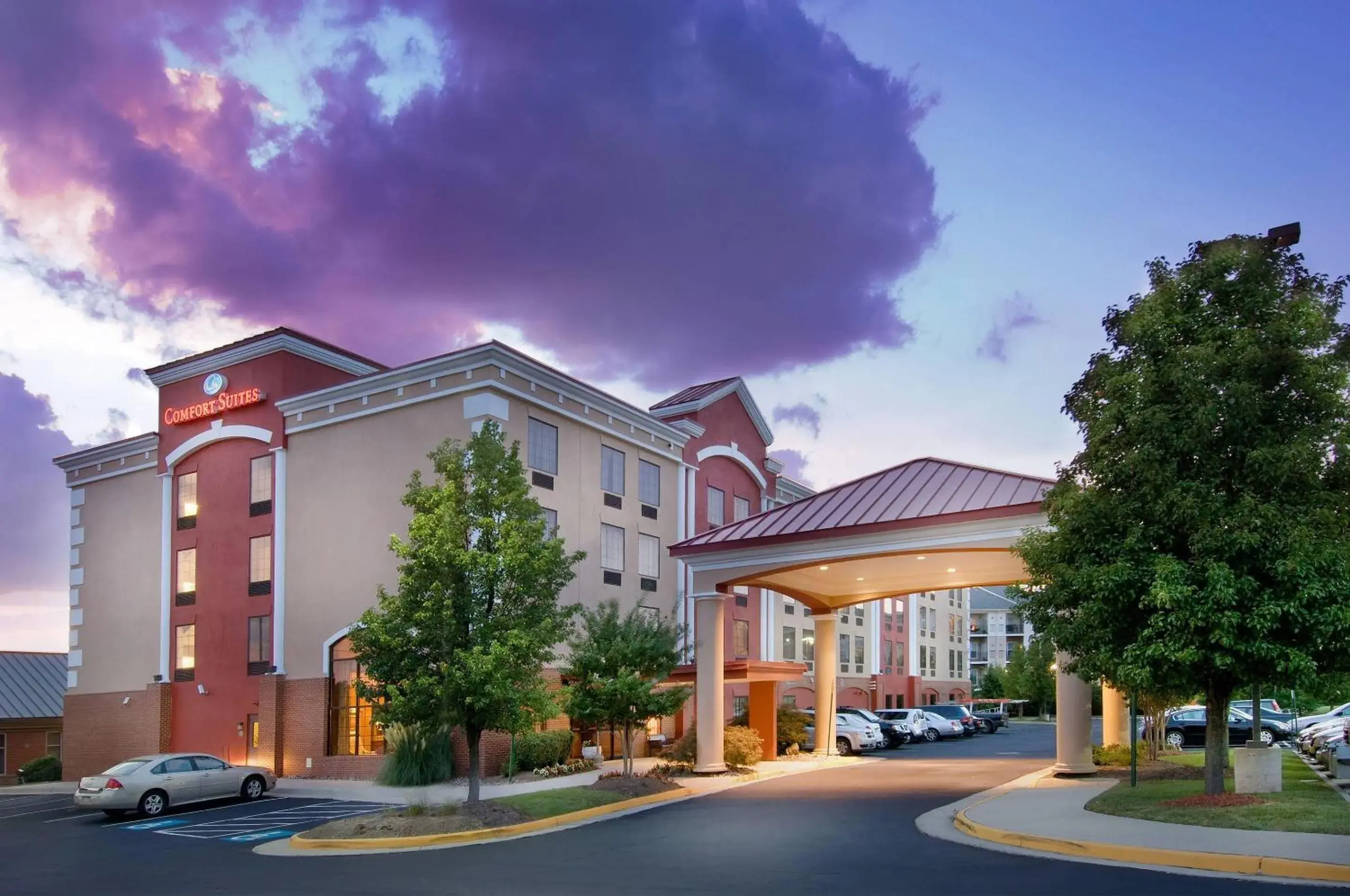 Property building in Comfort Suites Dulles Airport Property building in Comfort Suites Dulles Airport