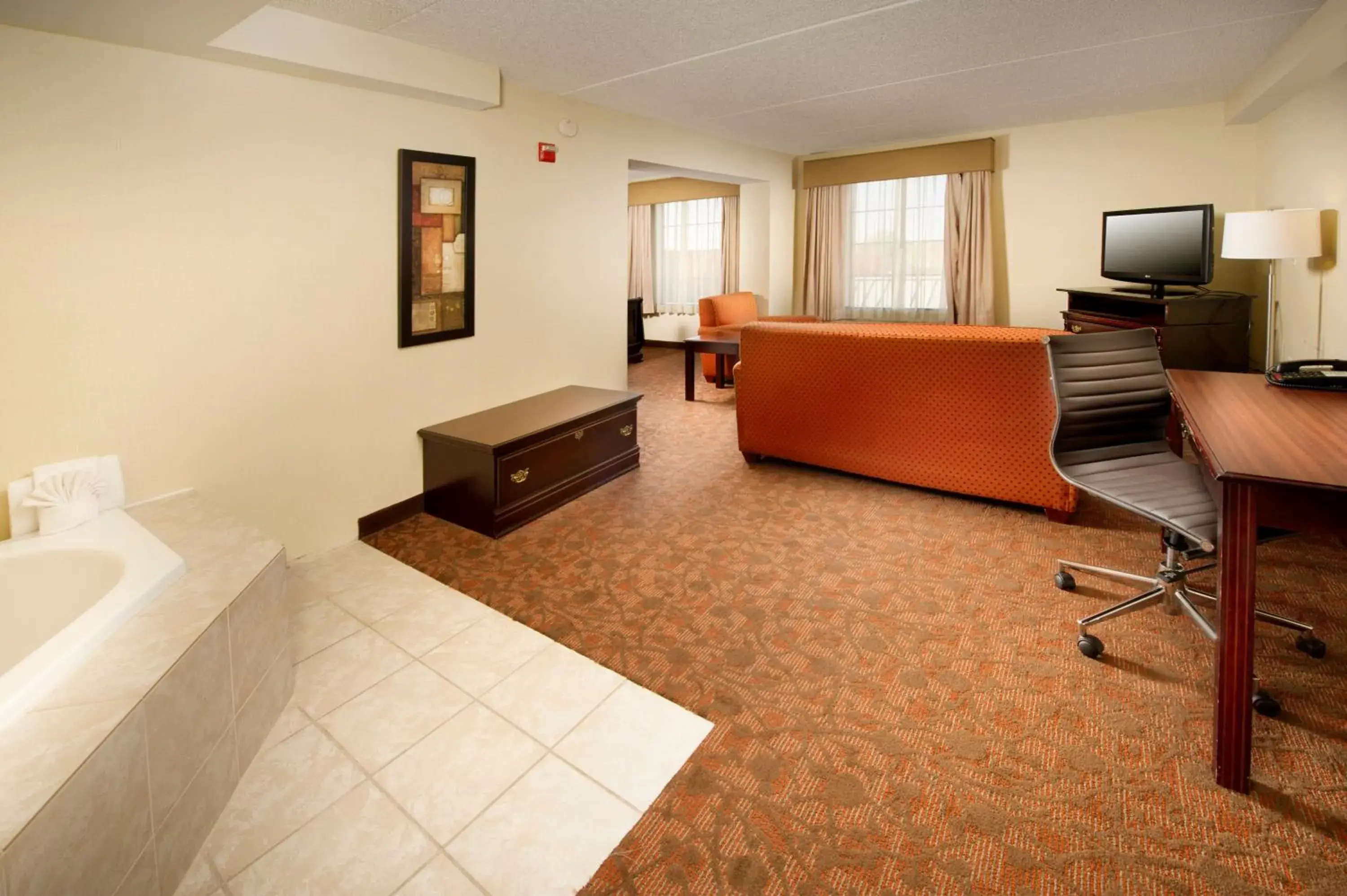 Bedroom, Bed in Comfort Suites Dulles Airport Bedroom, Bed in Comfort Suites Dulles Airport