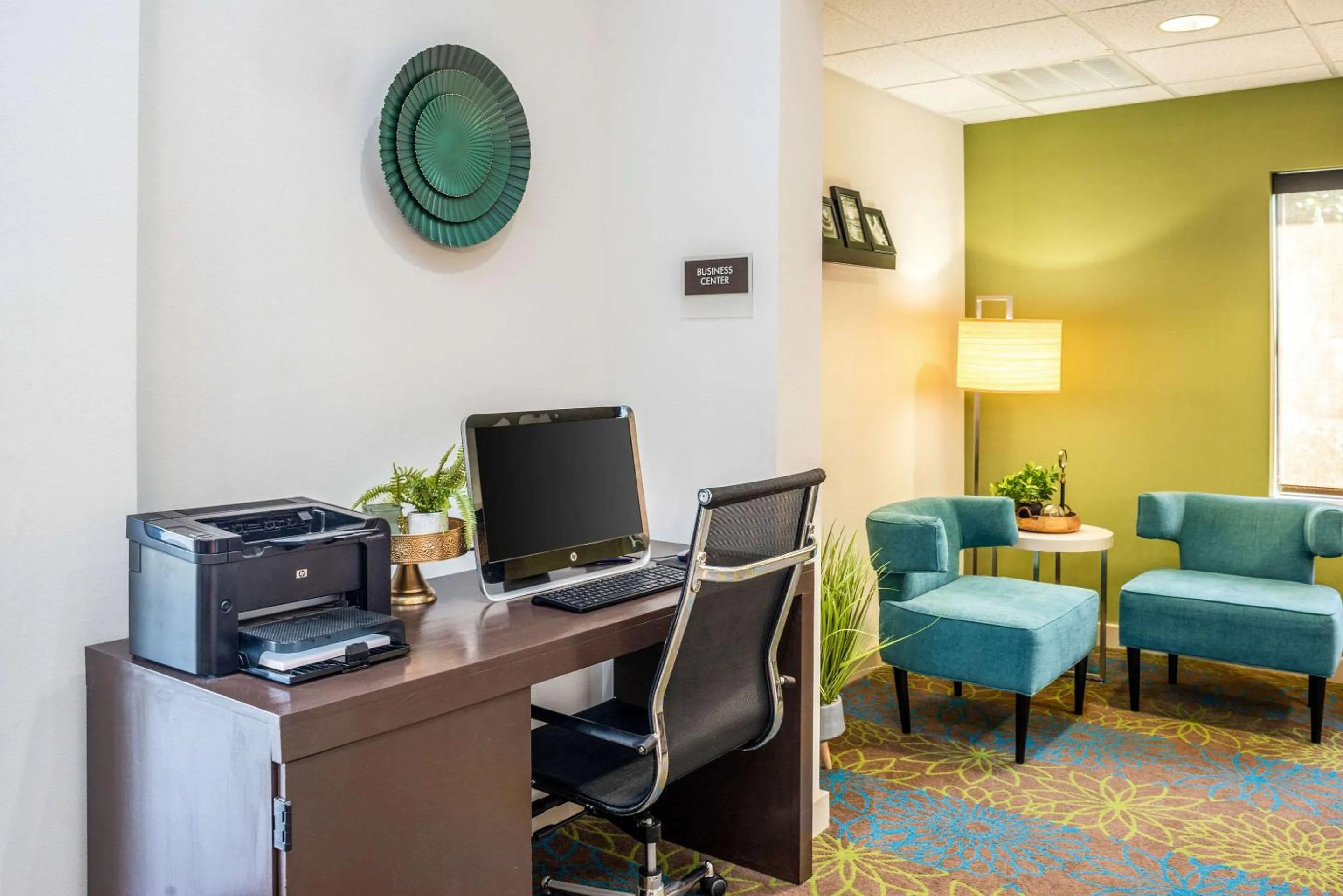 Business facilities in Sleep Inn & Suites Harrisonburg near University