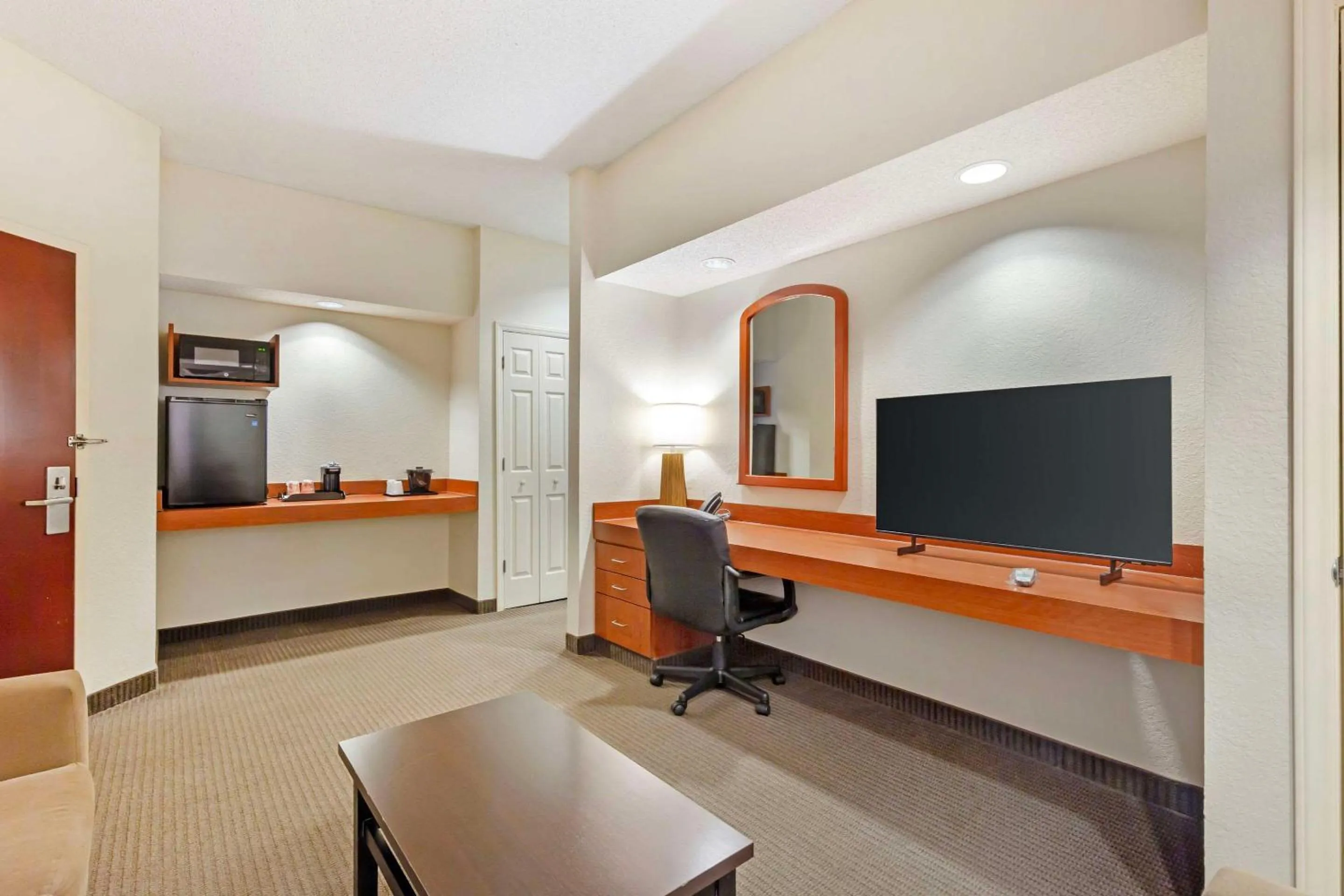 Bedroom in Sleep Inn & Suites Danville Hwy 58