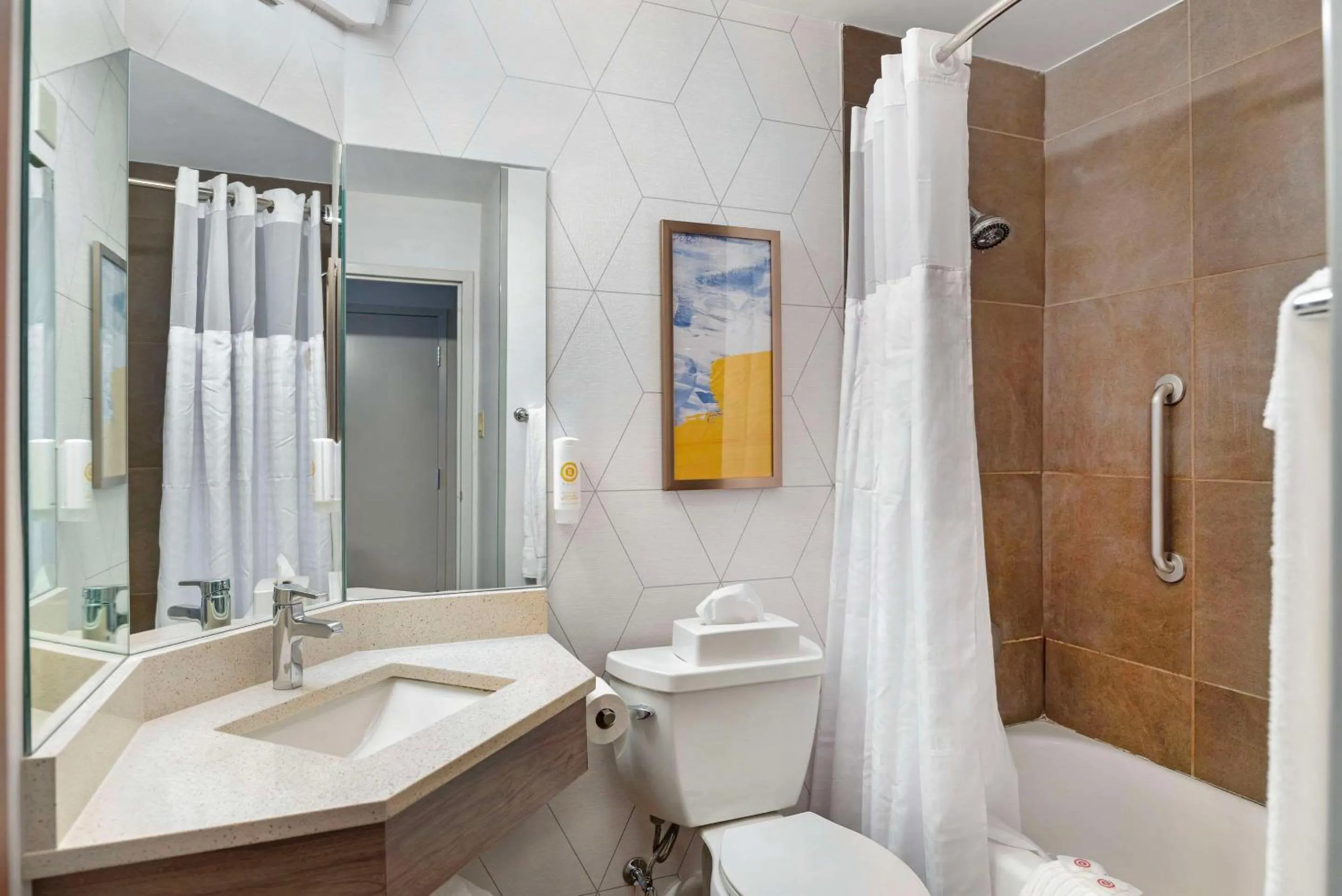 Bedroom in Comfort Inn Monticello