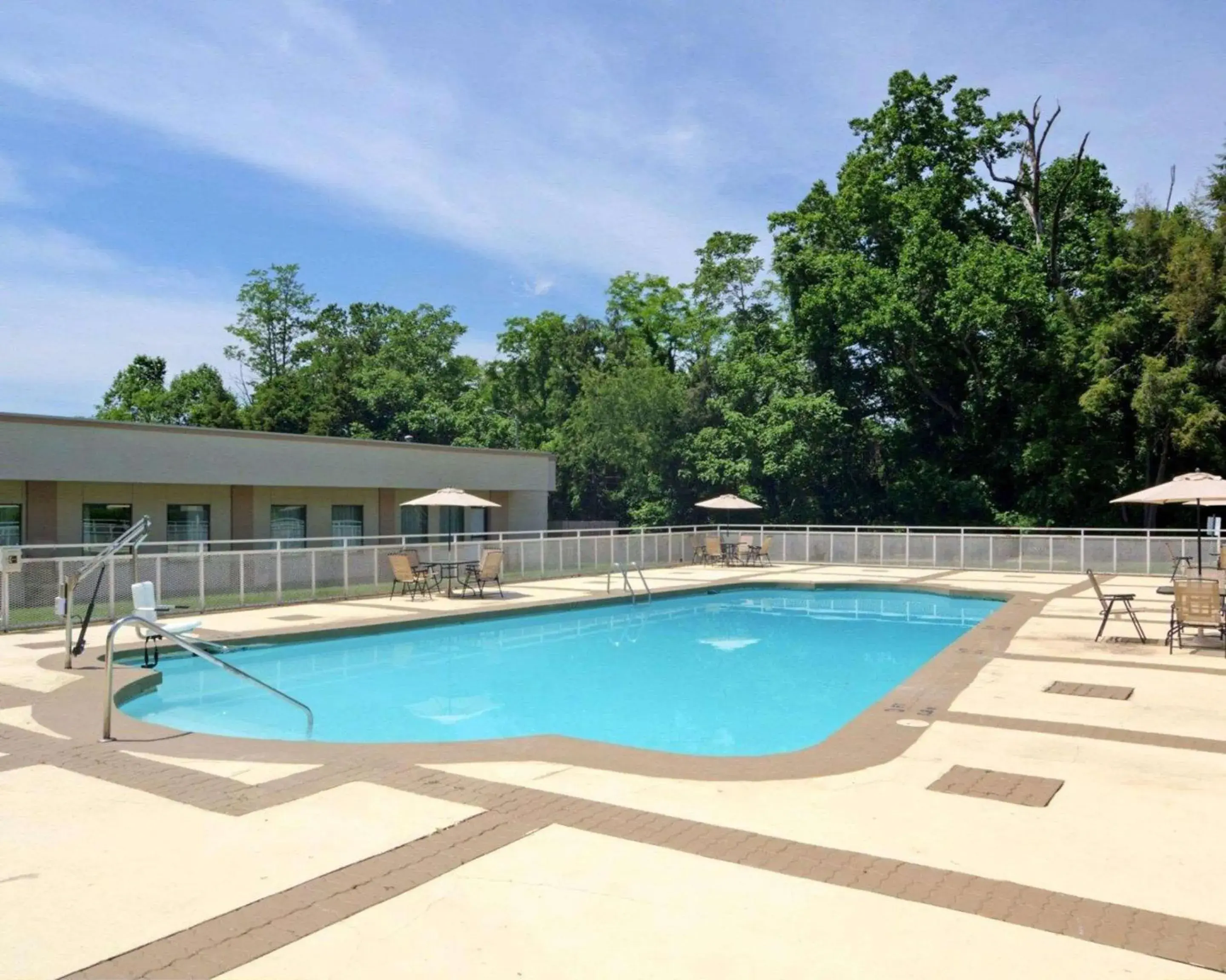 On site, Swimming Pool in Comfort Inn Monticello