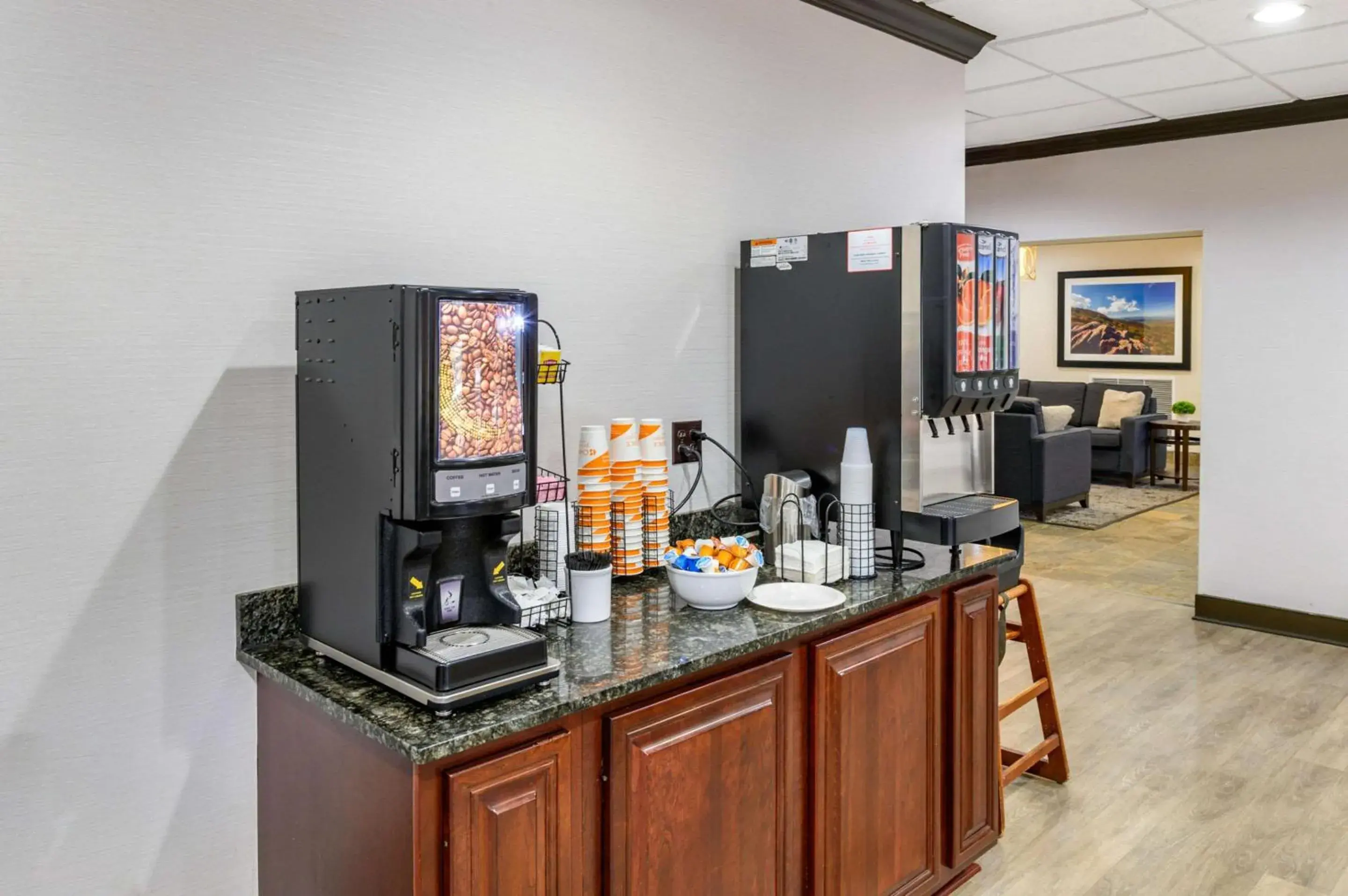 Restaurant/places to eat in Comfort Inn Monticello