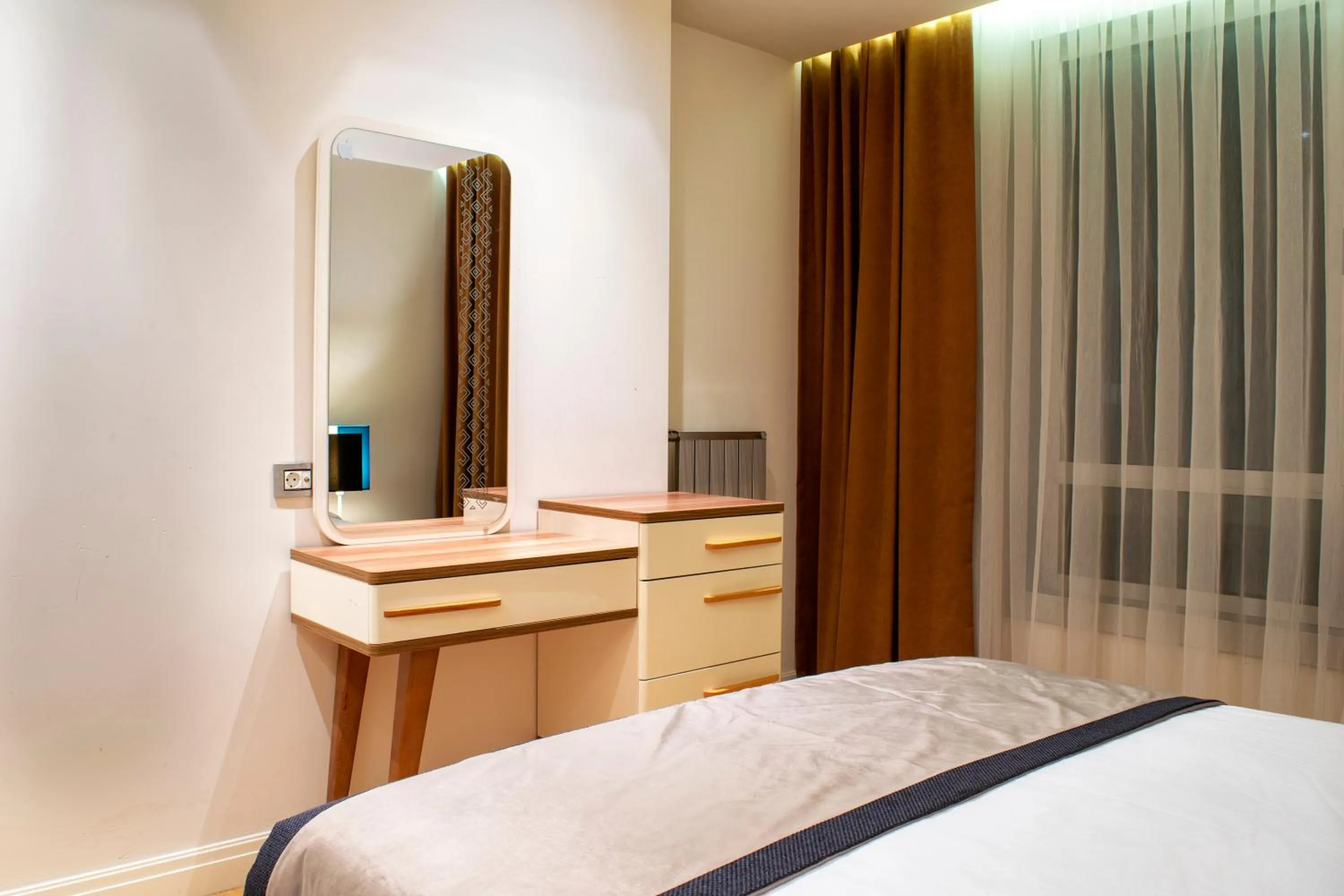 Bedroom, Bed in Armoni Residence & Hotel