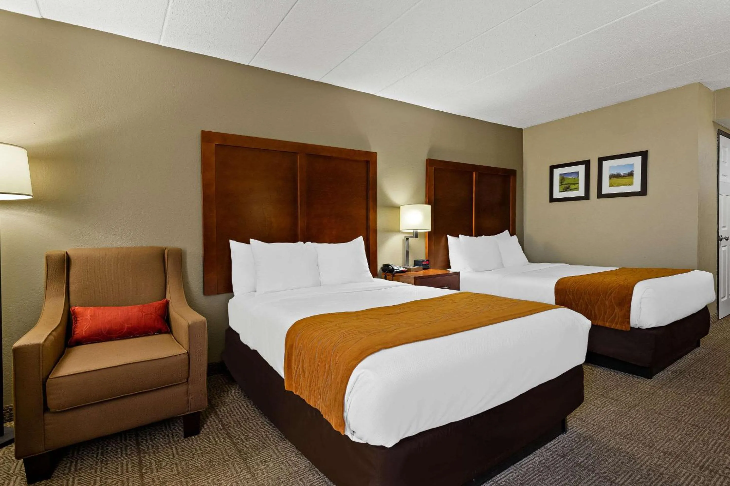 Bedroom in Comfort Inn Wytheville