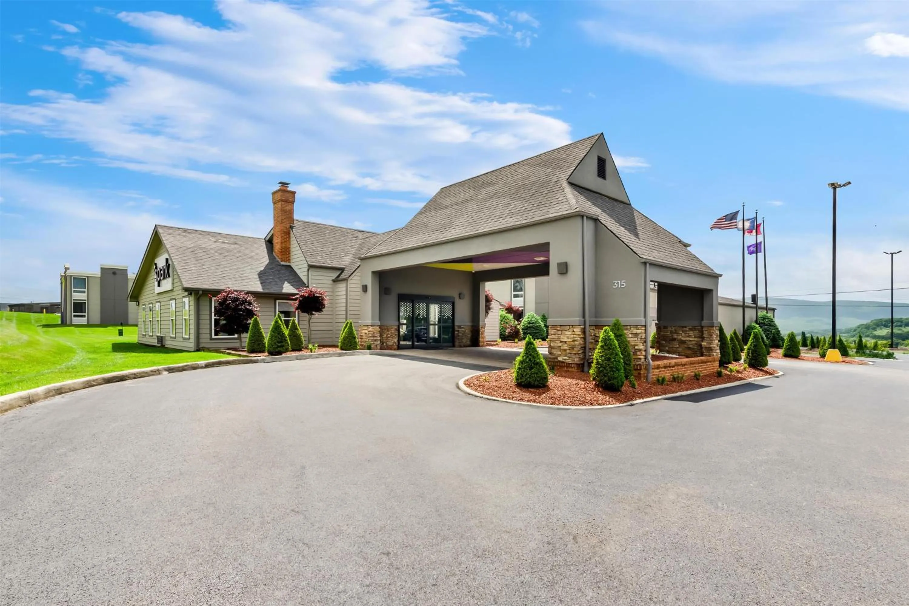 Property building in Spark by Hilton Wytheville Holston Rd I 81