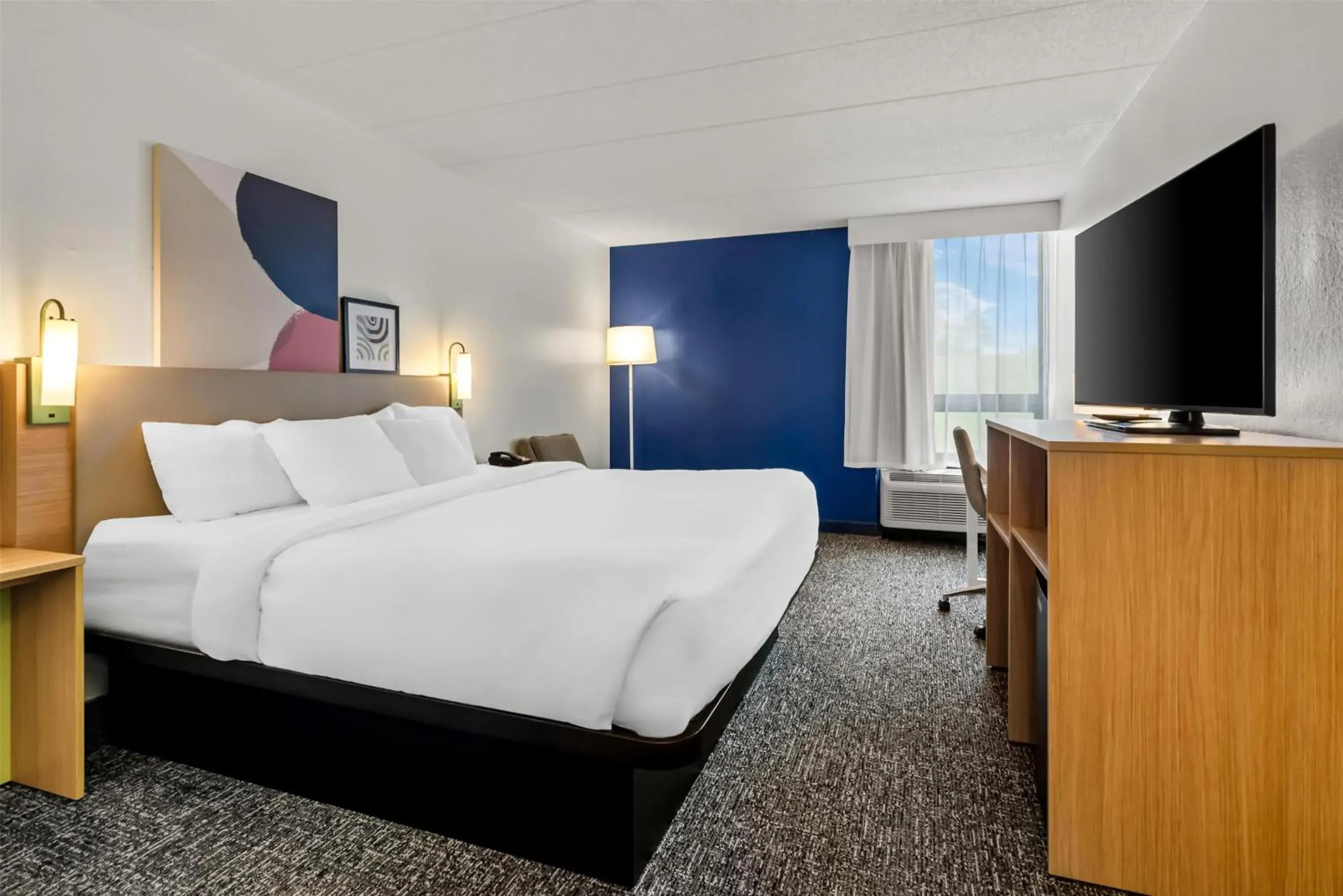 Bed in Spark by Hilton Wytheville Holston Rd I 81 Bed in Spark by Hilton Wytheville Holston Rd I 81