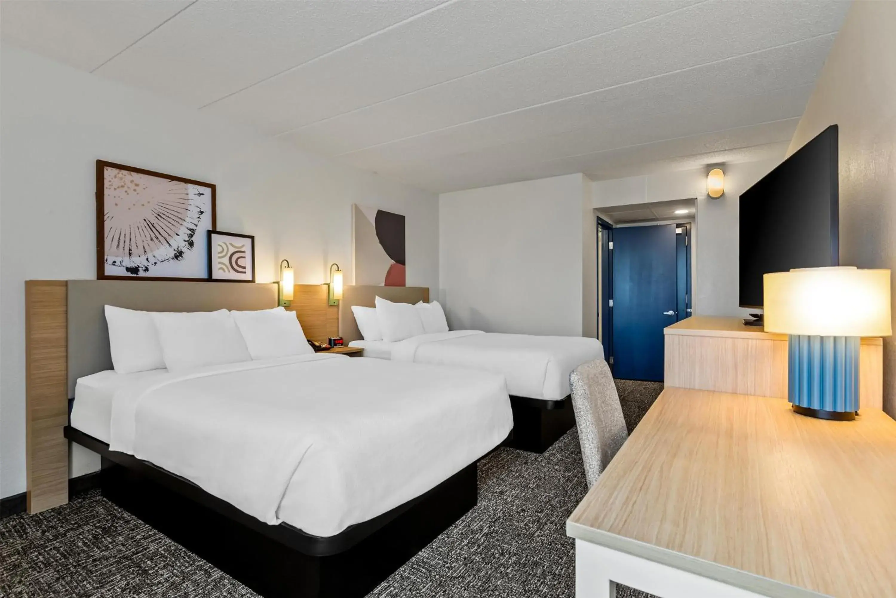 Bed in Spark by Hilton Wytheville Holston Rd I 81 Bed in Spark by Hilton Wytheville Holston Rd I 81