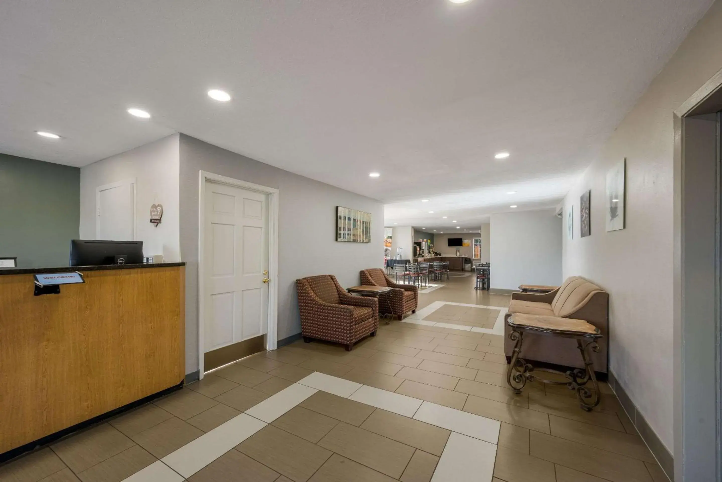 Lobby or reception in Quality Inn University Area Lobby or reception in Quality Inn University Area