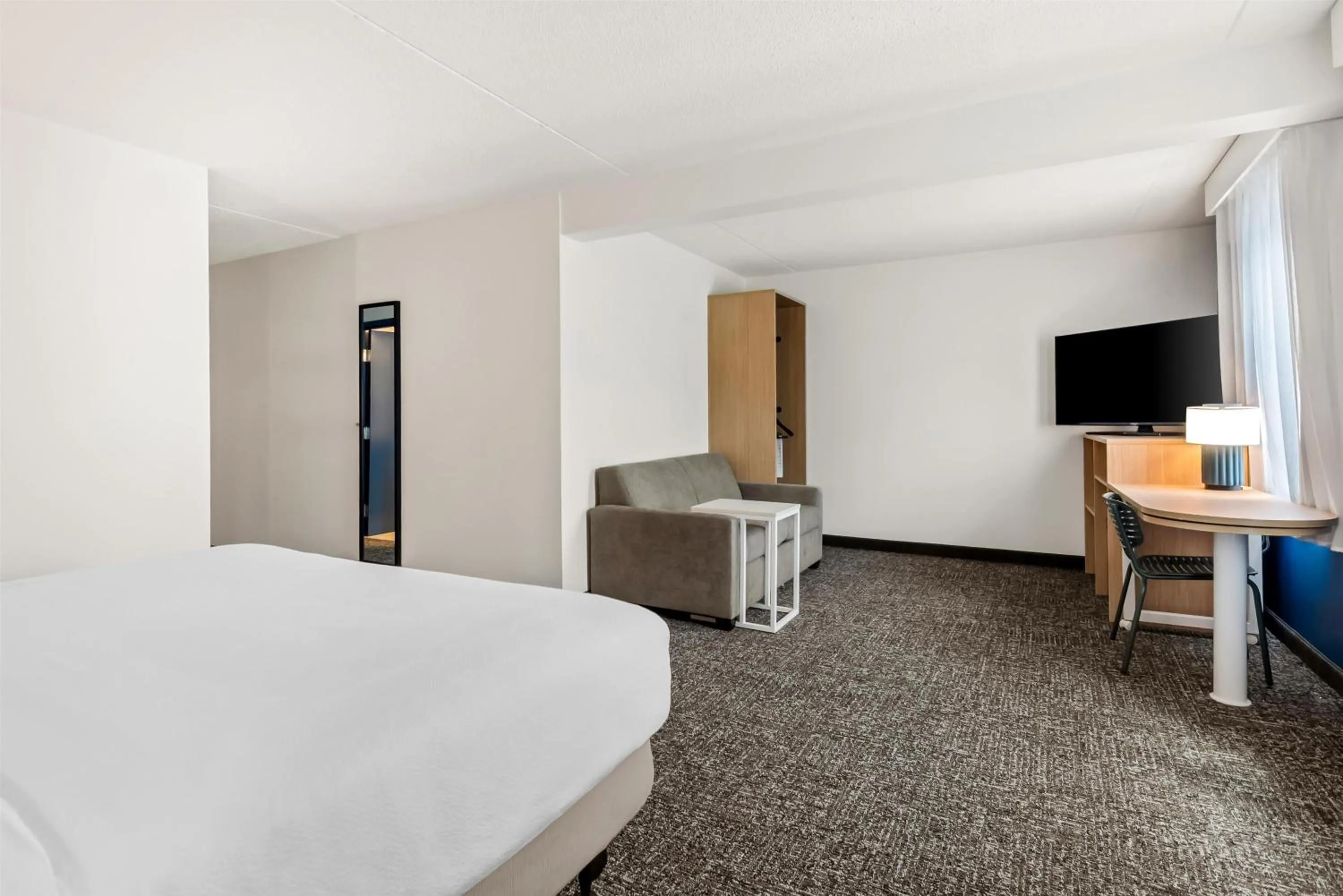 Bed in Spark by Hilton Lexington