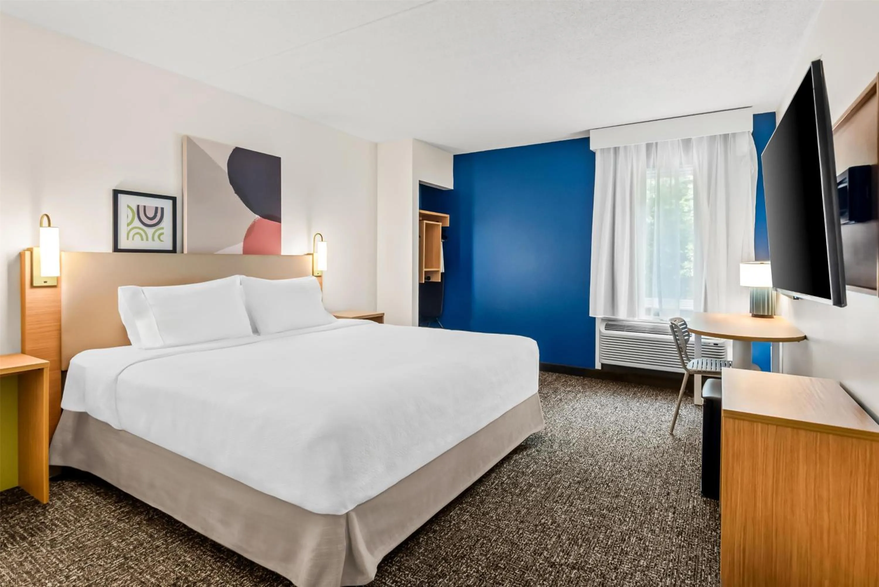 Bed in Spark by Hilton Lexington