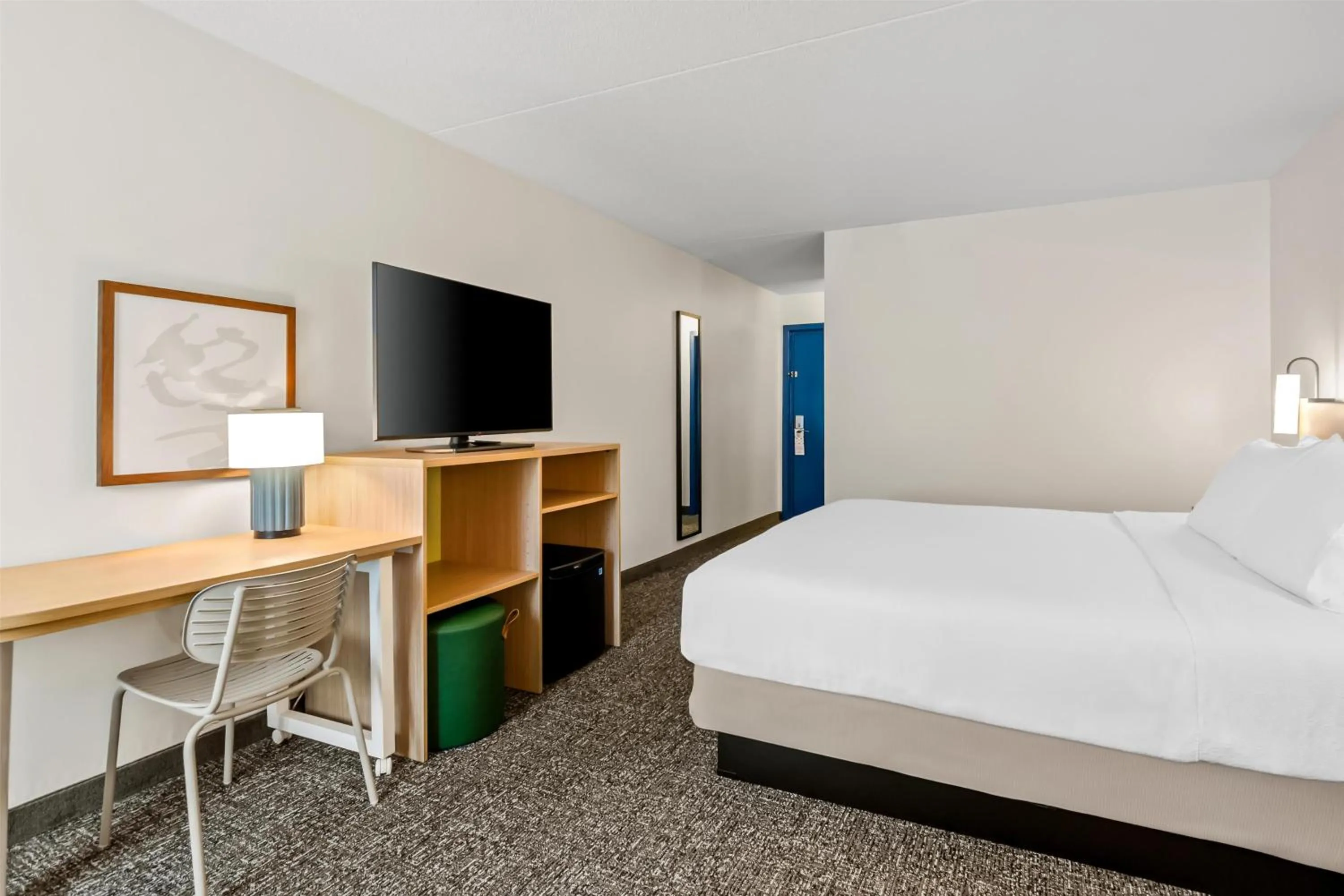 Bed in Spark by Hilton Lexington
