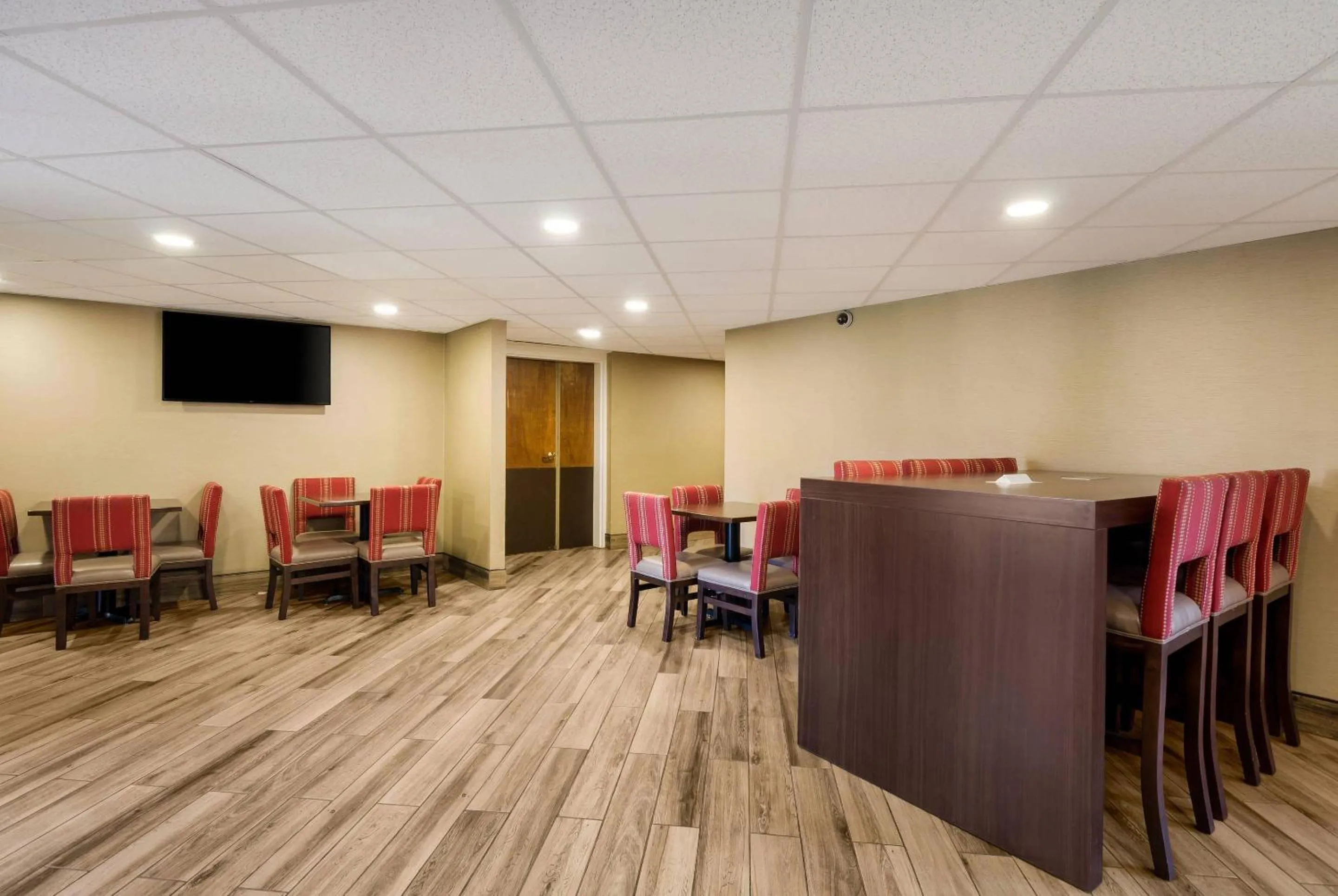 Breakfast in Comfort Inn Lexington Virginia Horse Center