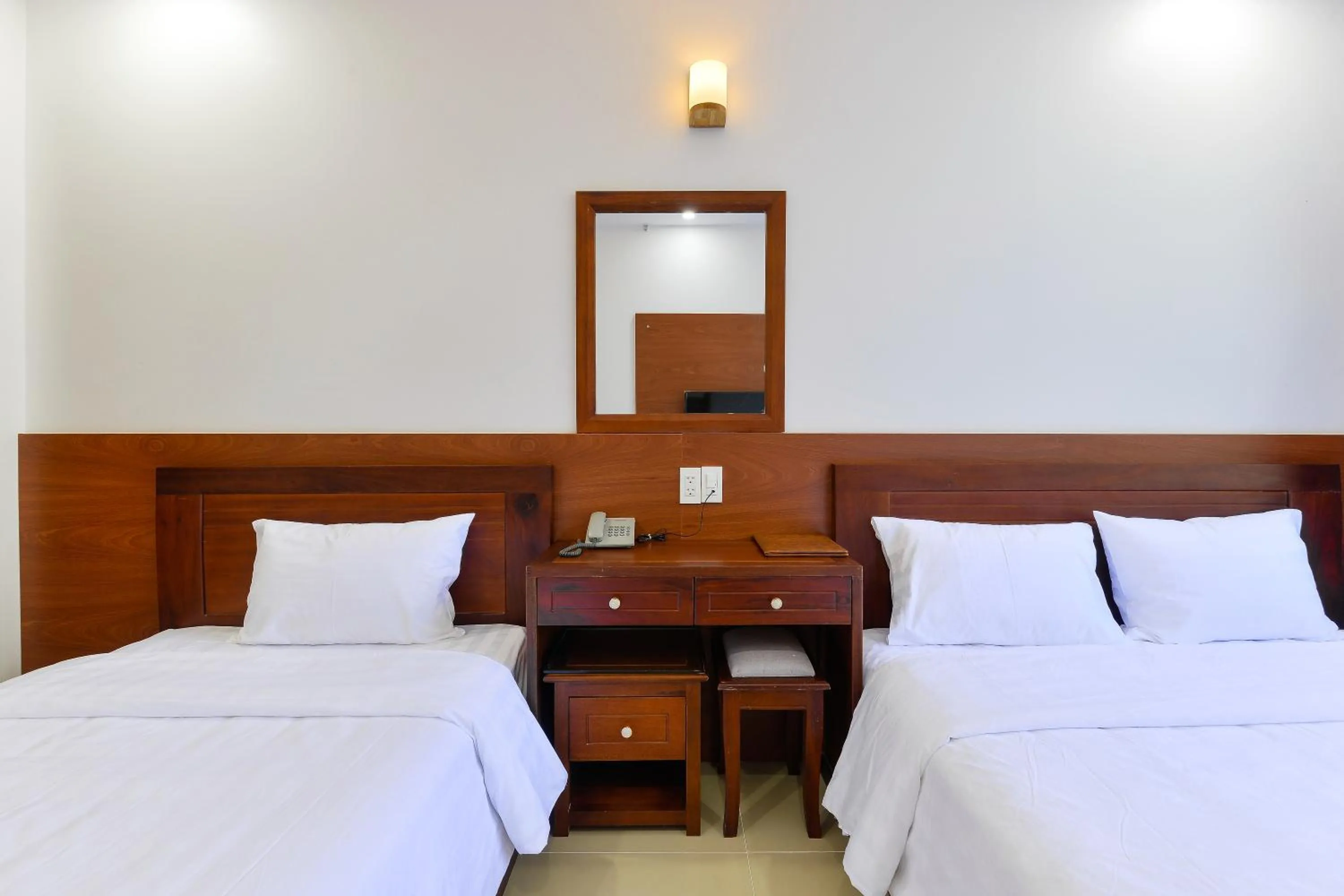 Bed in Royal Hotel District 2