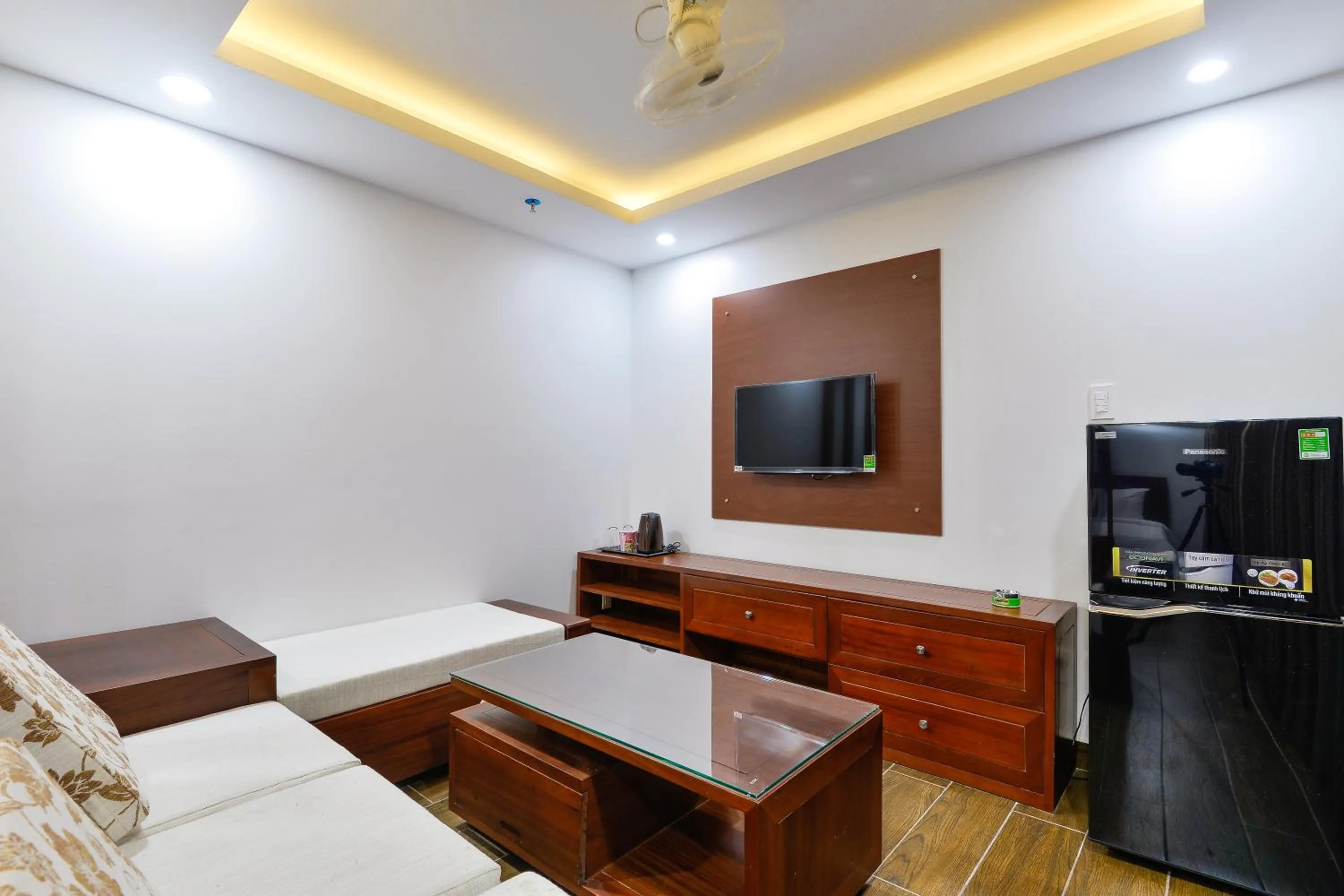 Communal lounge/ TV room in Royal Hotel District 2